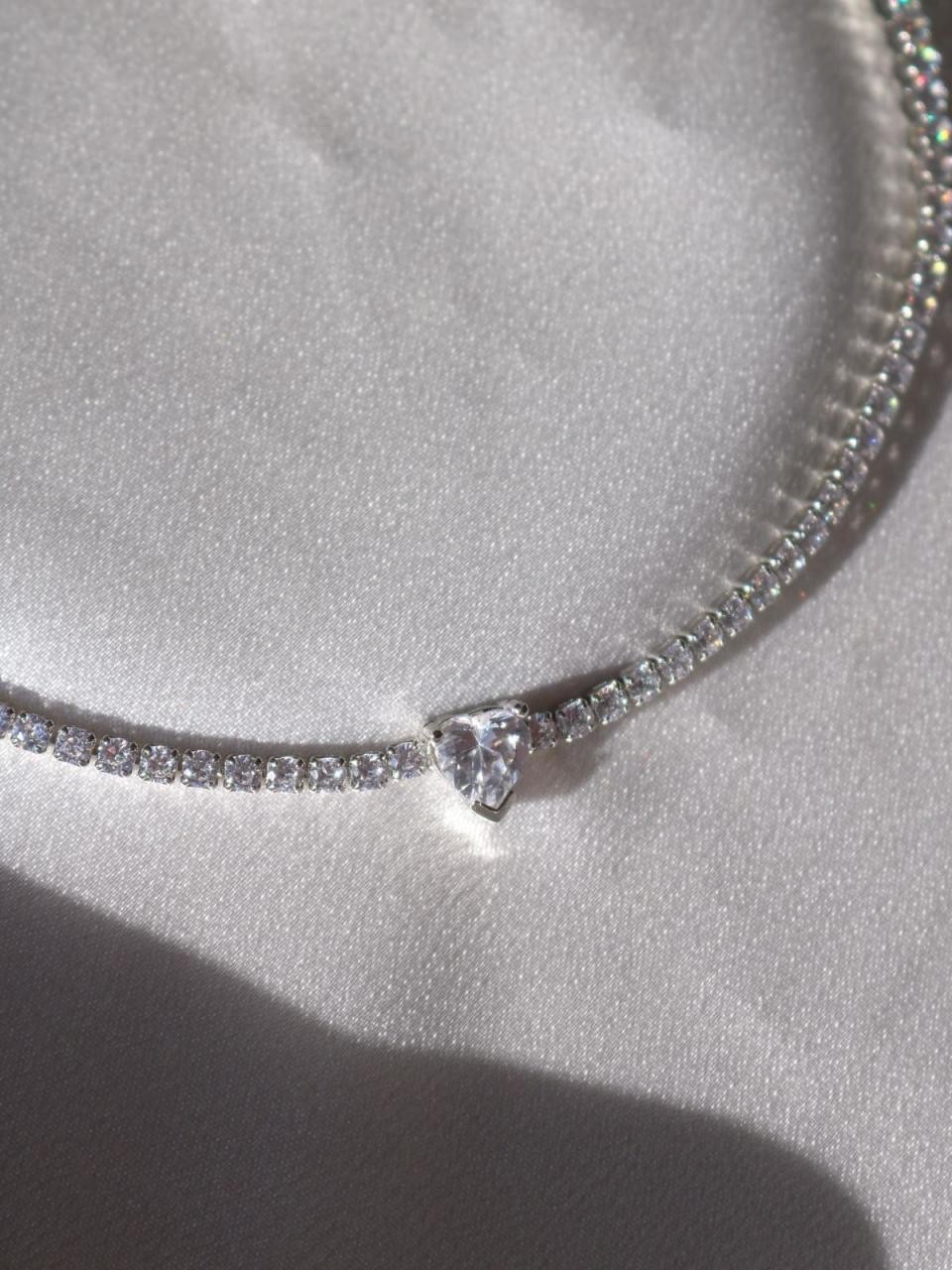 Shiny Love Waterway Choker