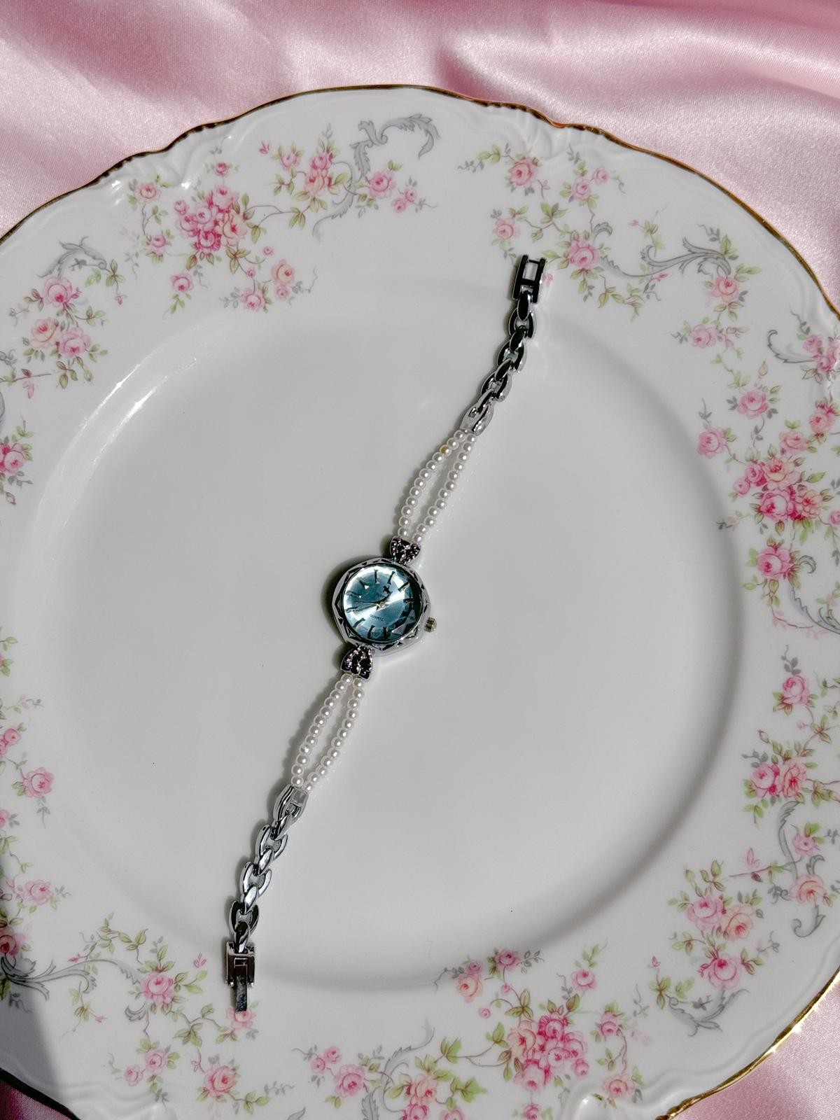 Blue Pearls Watch
