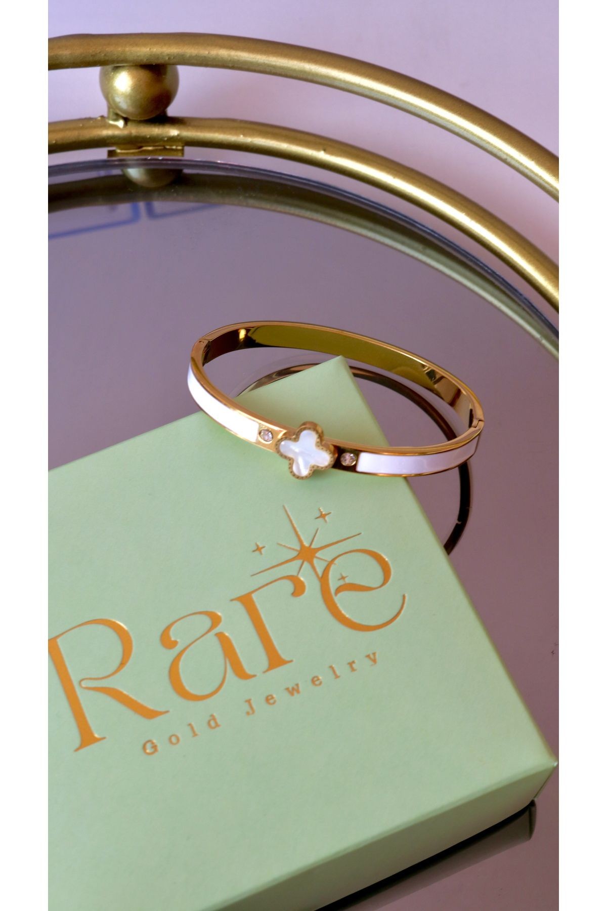 Pearlescent White Enameled Steel Cuff Bracelet V Cleef - Gold