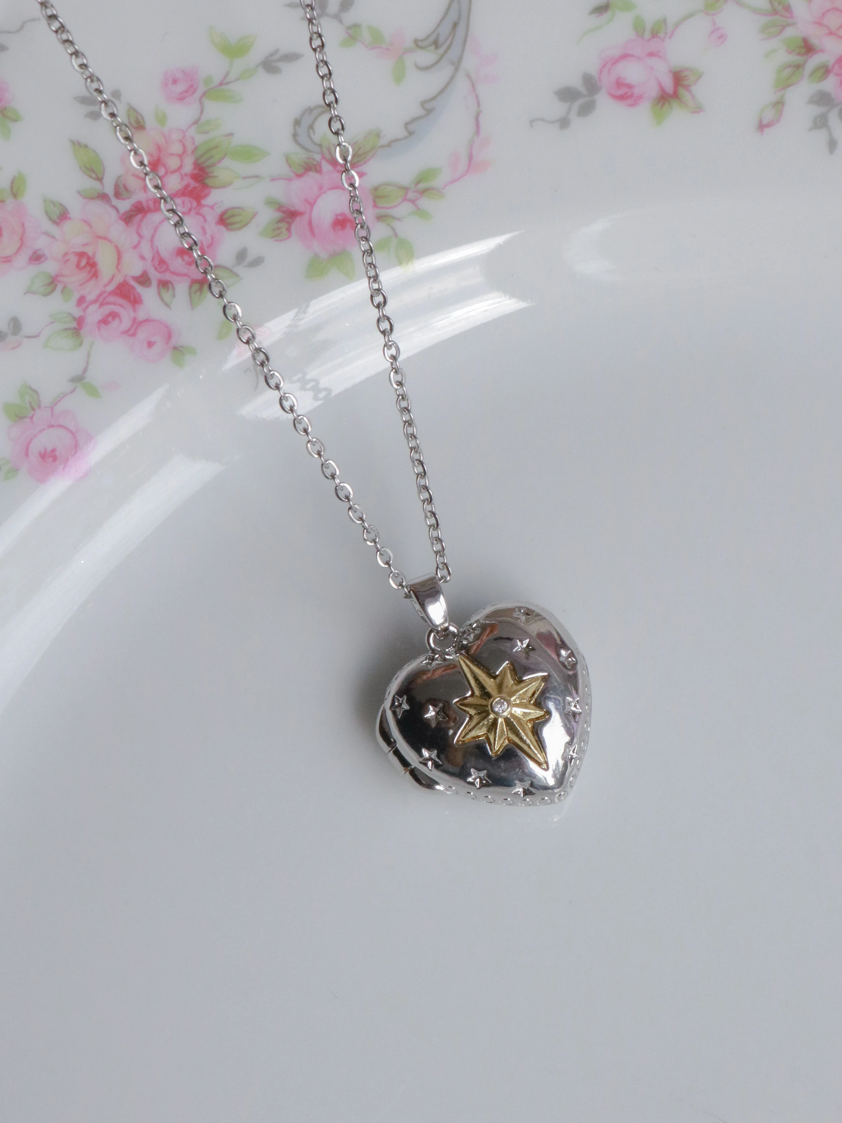 North Star Love Kişiye Özel Fotoğraflı  Kolye