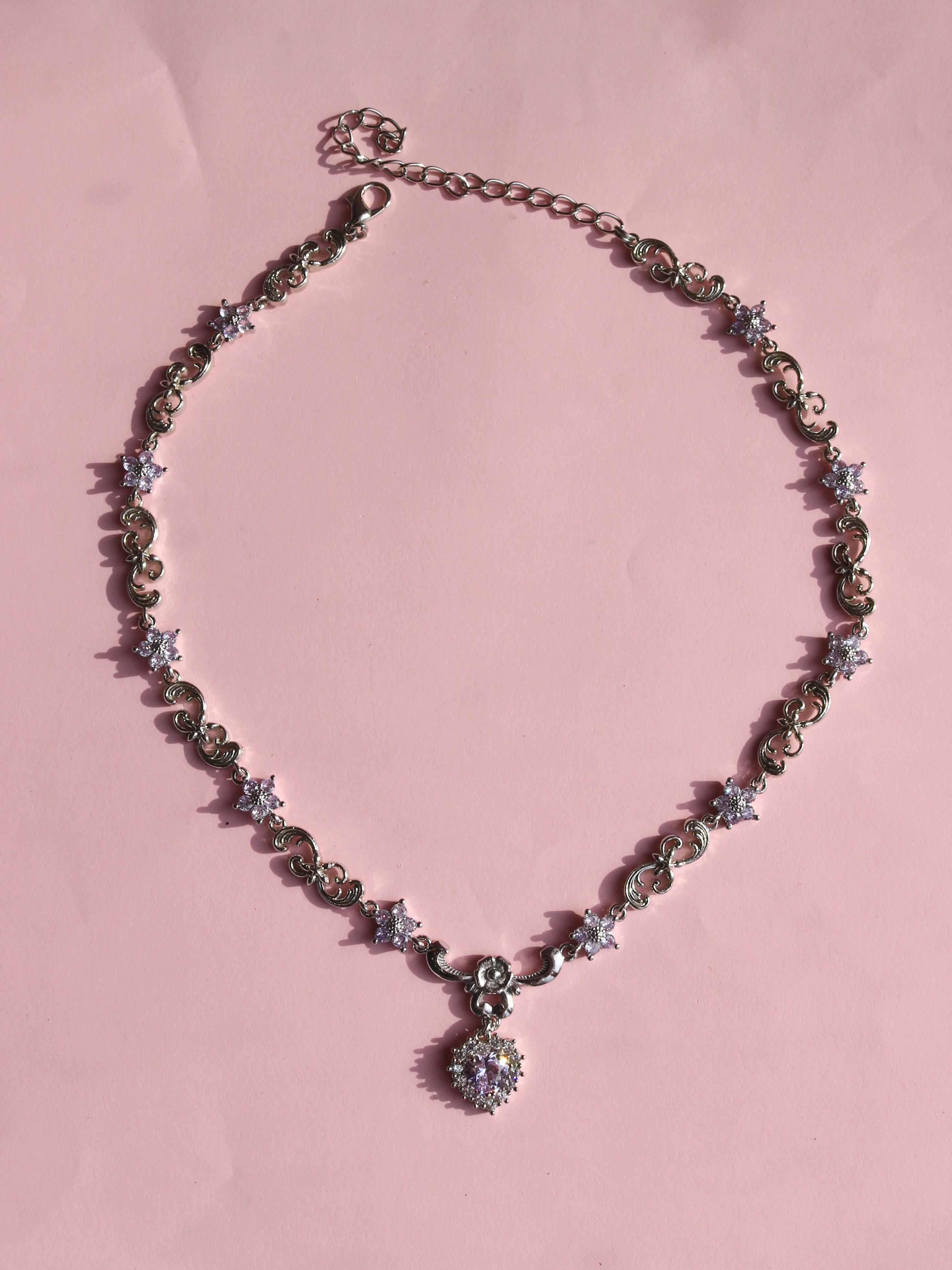 Queen’s Royal Heart Necklace