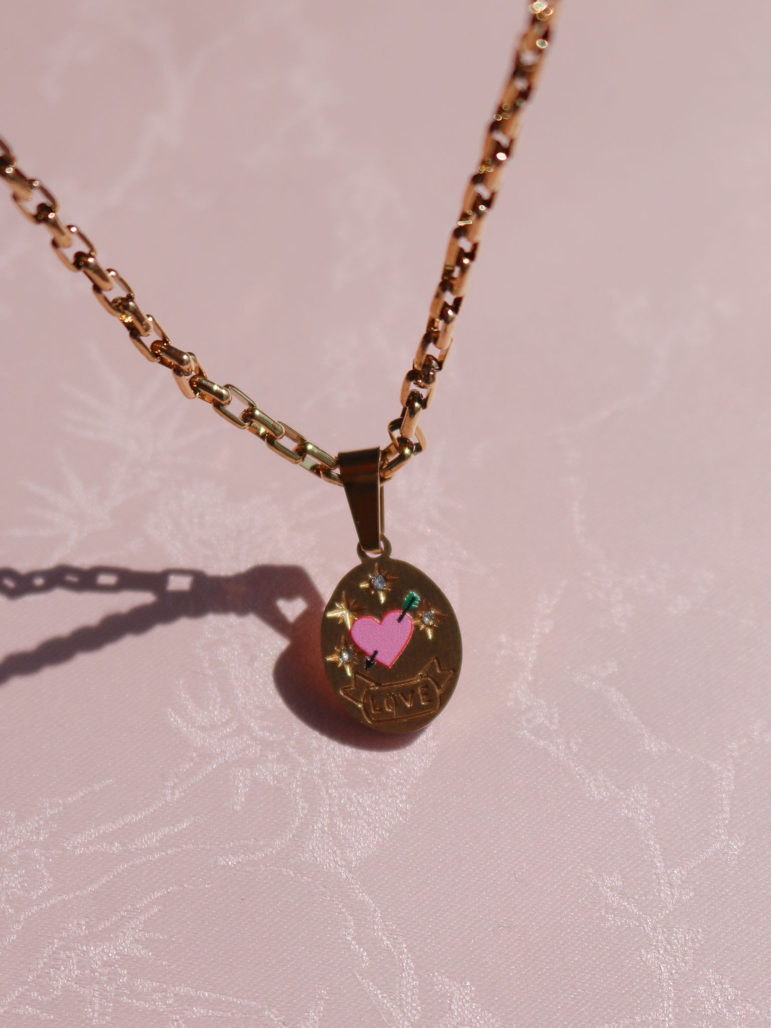 Vintage Pink Love Çelik Kolye
