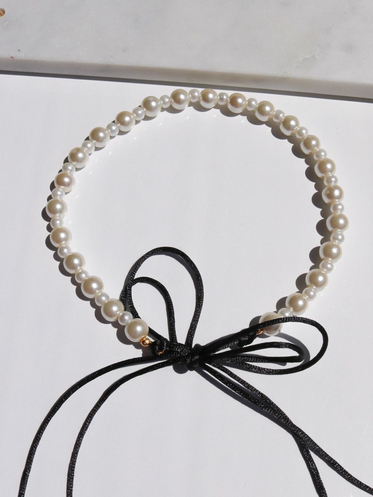 Design Pearl Ribbon Necklace