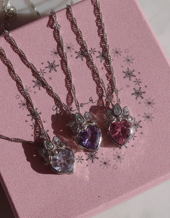 Rapunzel Crown Heart Kolye