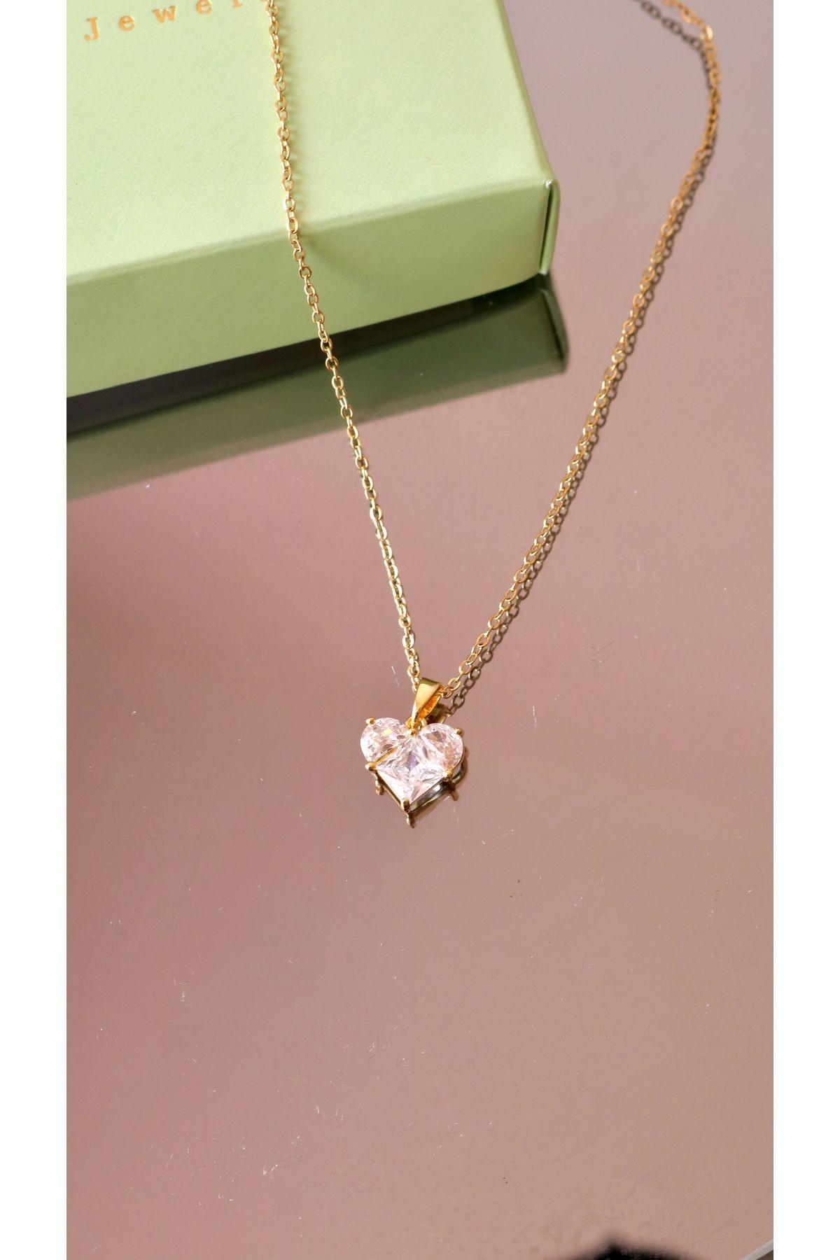 Square Heart Zircon Stone Heart Necklace -gold