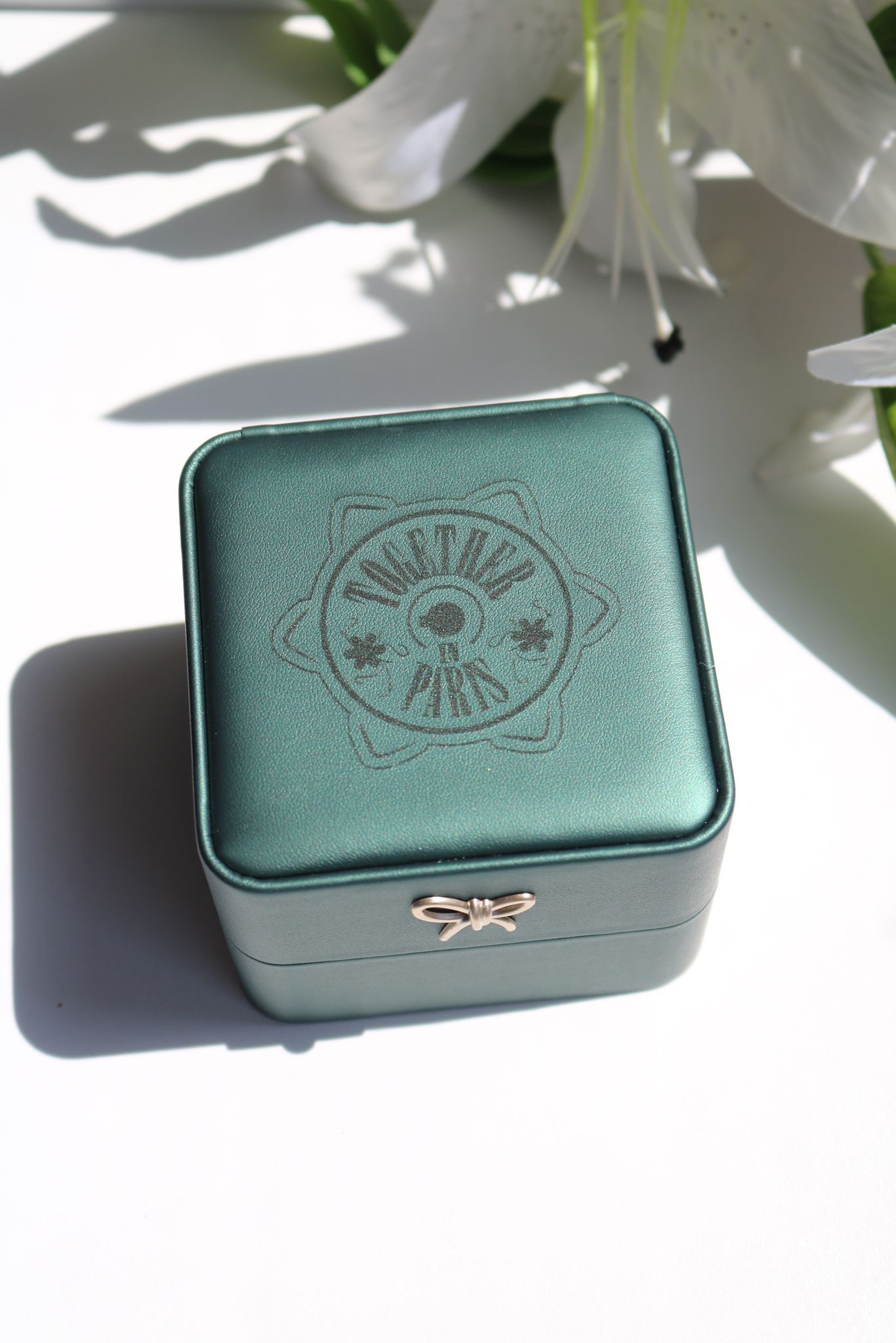 Anastasia Together in Paris Jewelry Box