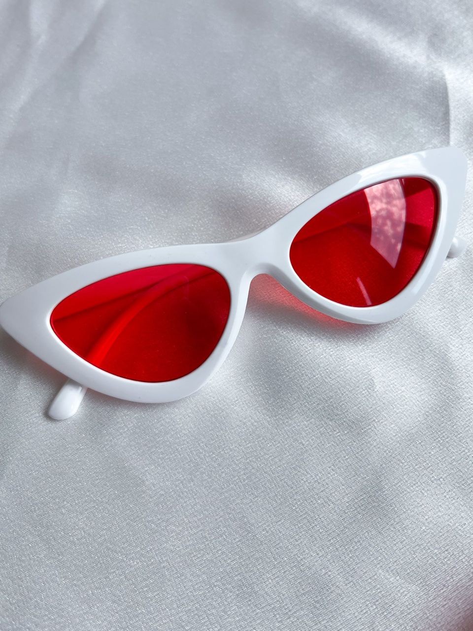 Cat Eye White Red Glasses