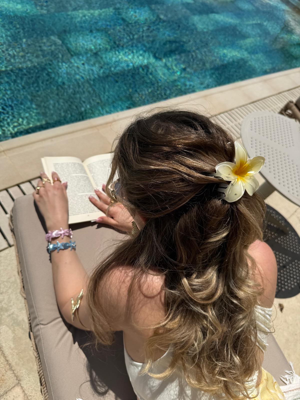 Hibiscus Flower Buckle