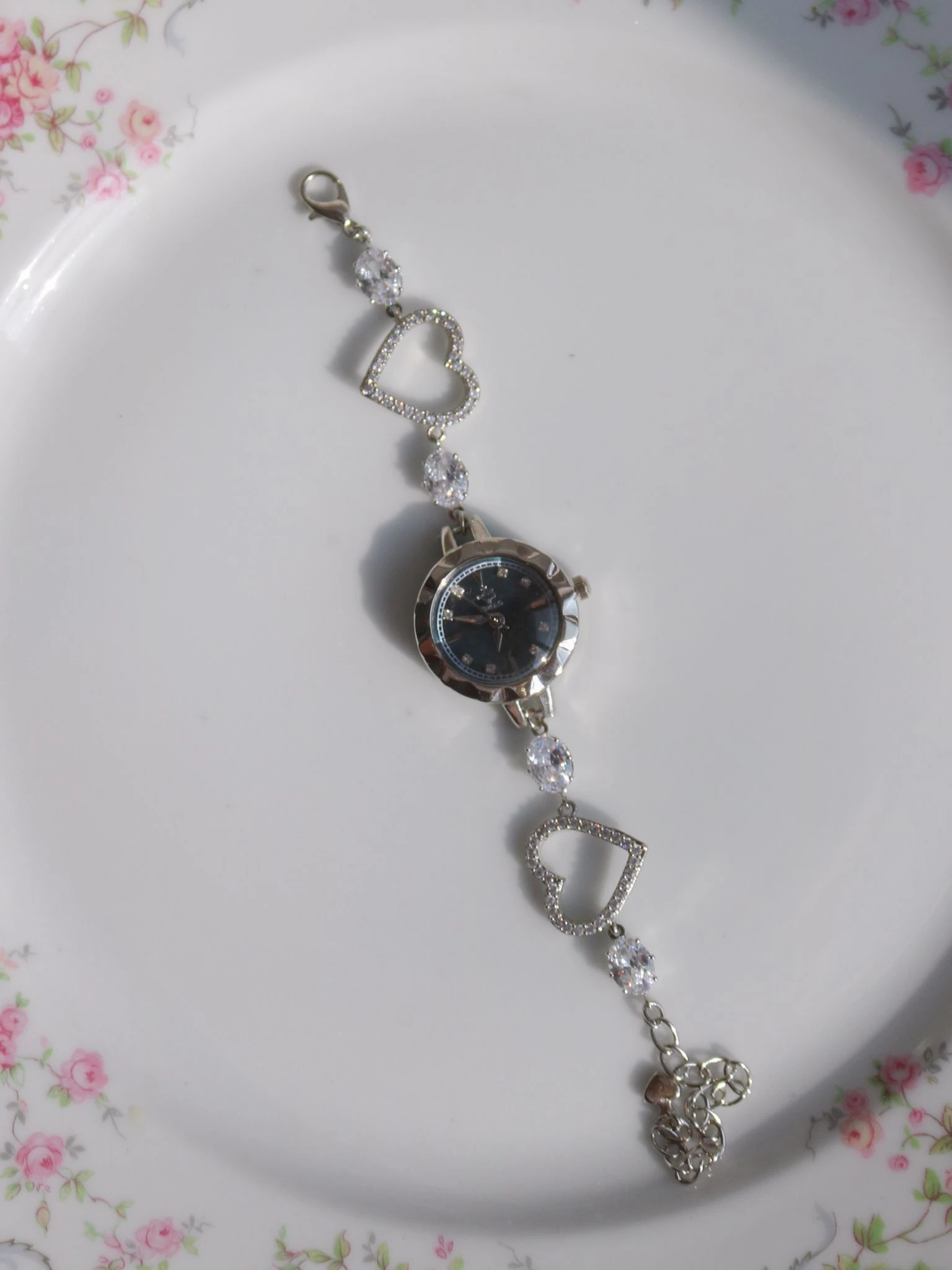 White Heart Glow Saat