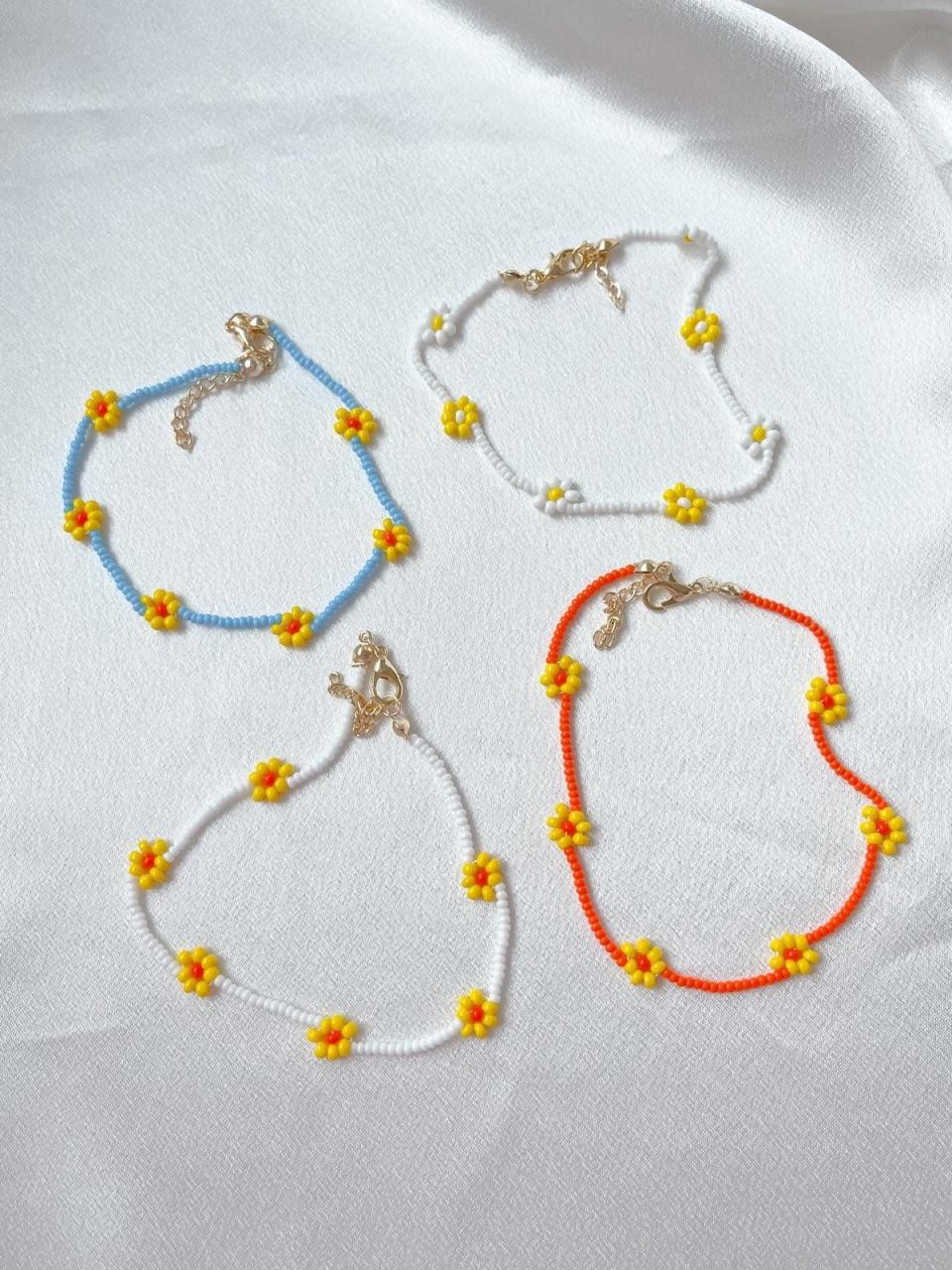 Bead Daisy Anklet