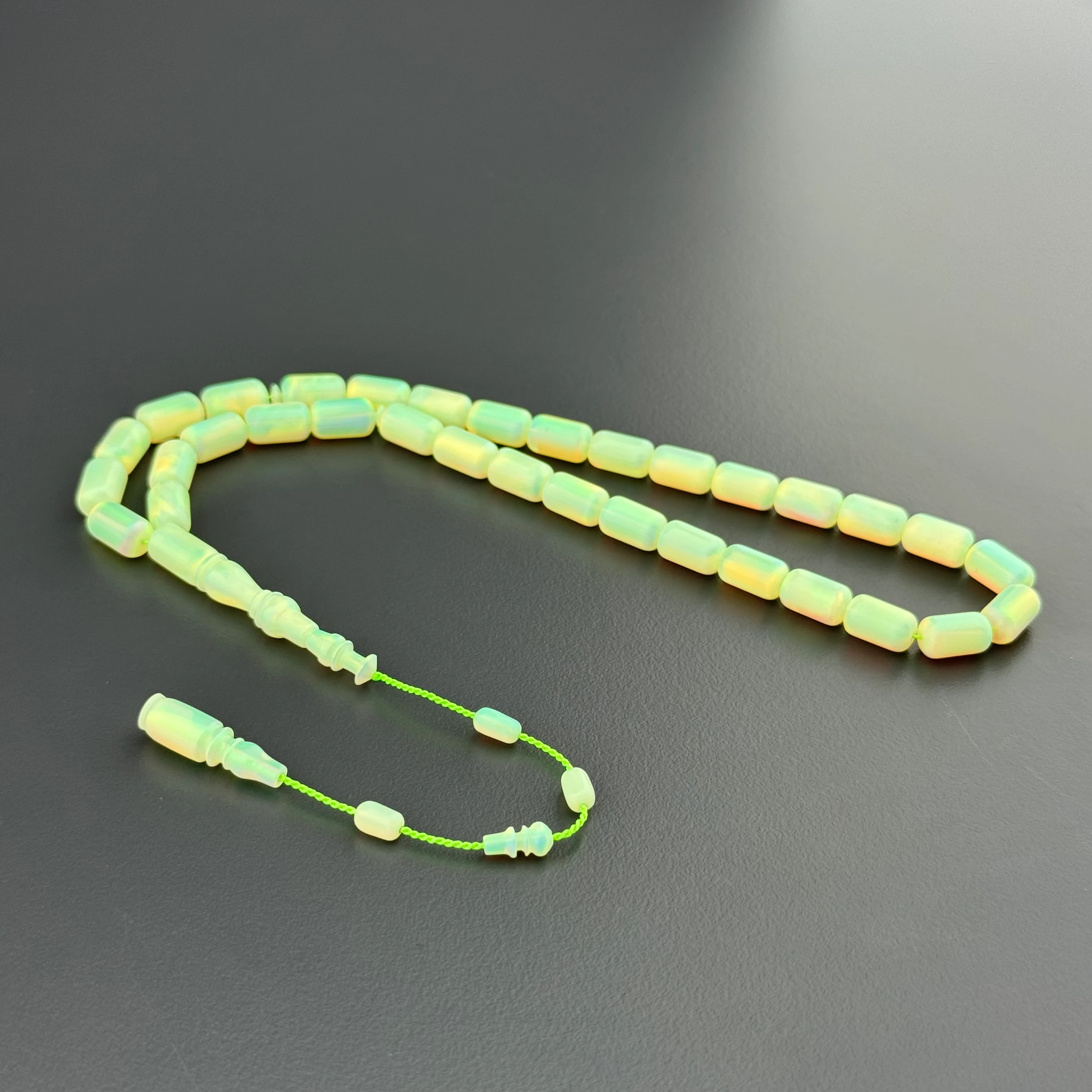 Usta İşçilik Açık Sarı Doğal Dokulu Opal Tesbih