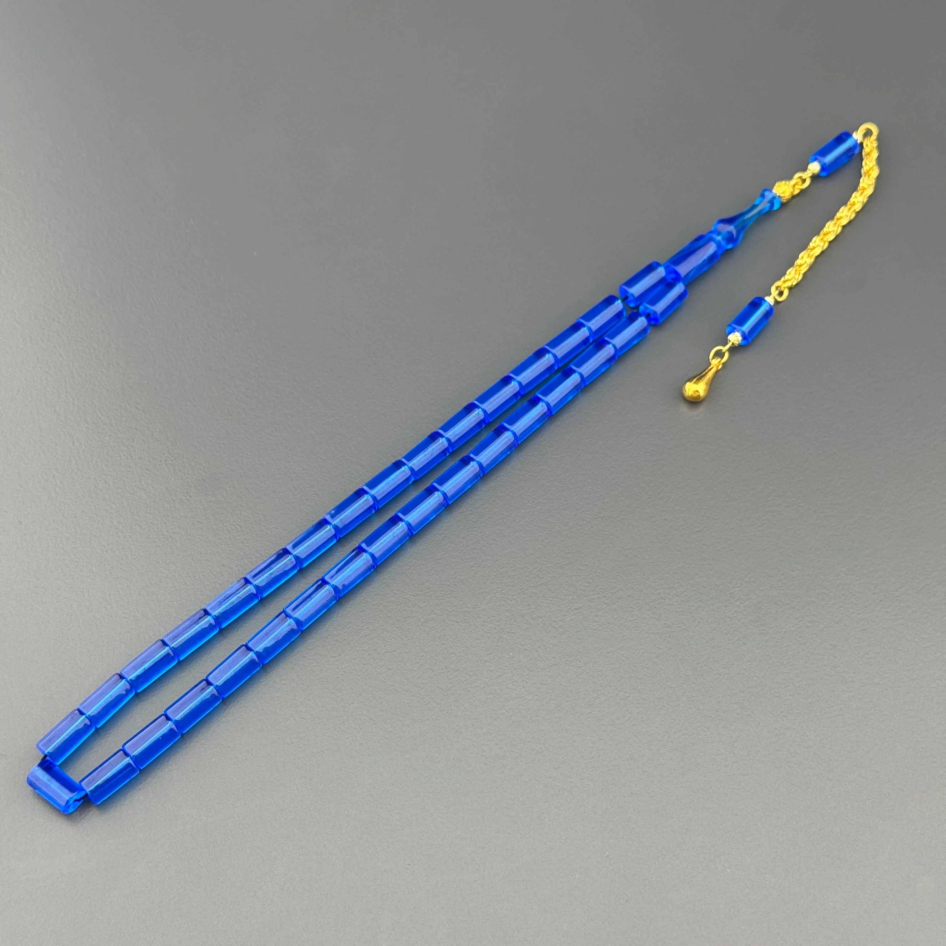 Suat YEŞİLYURT Usta İşçilikli Lacivert Kesme Gümüş Püsküllü Alman Bakalit Tesbih