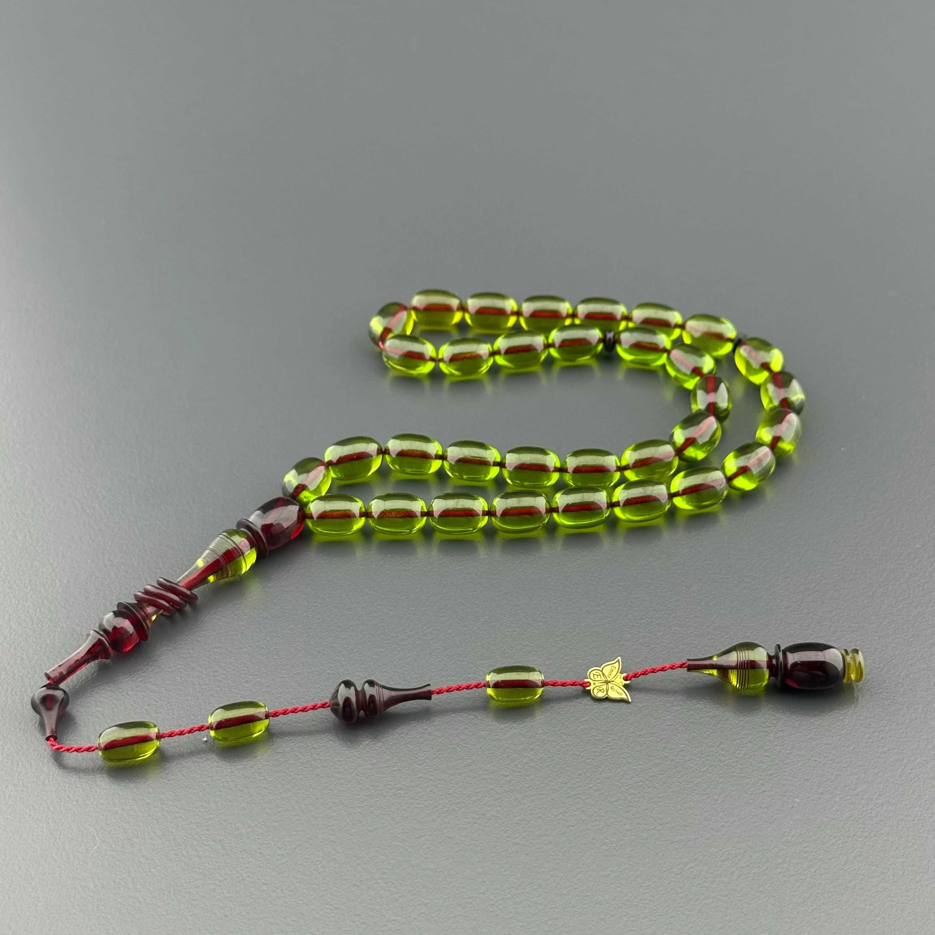 Emine REŞVANİ Usta İşçilikli Halkalı İmame Yeşil Badem Kesim Ateş Kehribar Tesbih