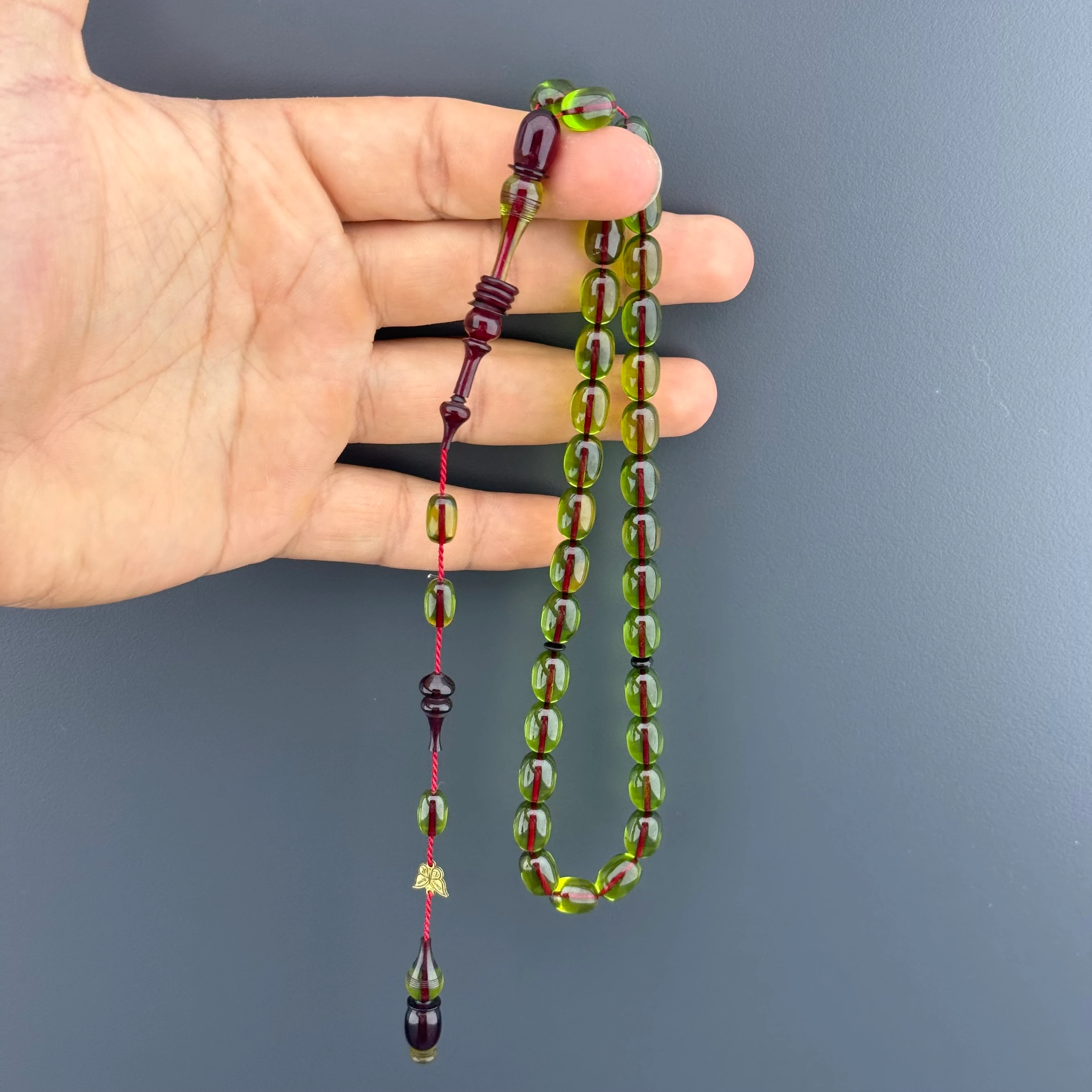 Emine REŞVANİ Usta İşçilikli Halkalı İmame Yeşil Badem Kesim Ateş Kehribar Tesbih