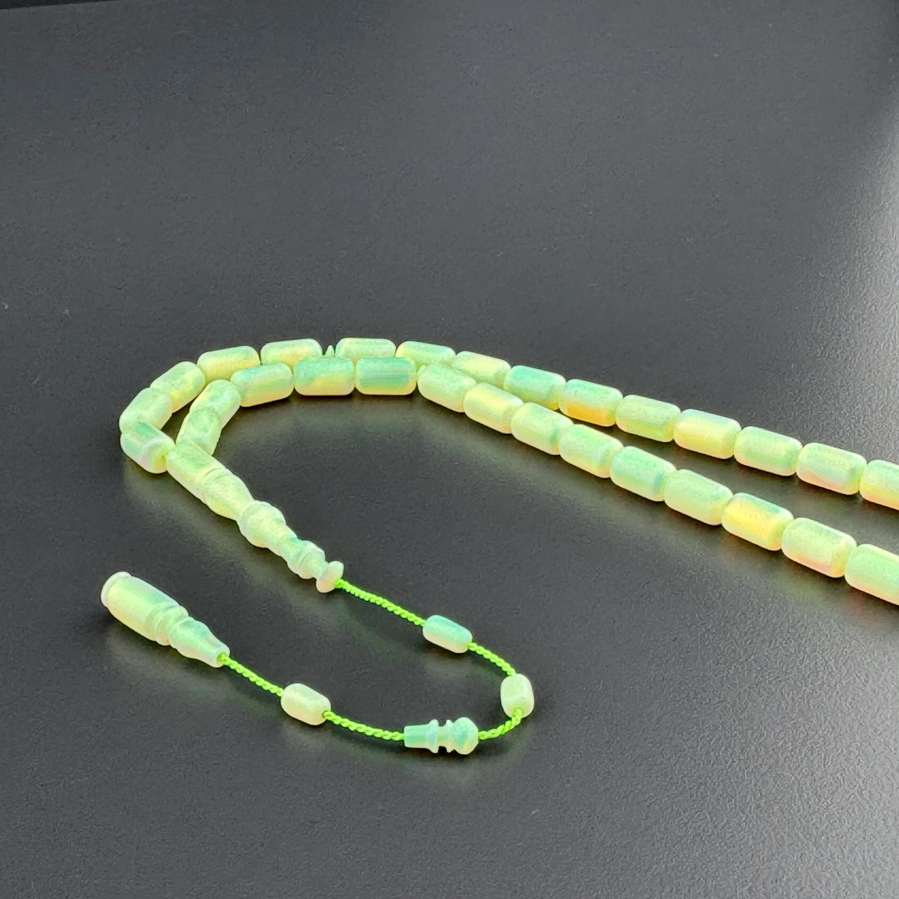 Usta İşçilik Açık Sarı Doğal Dokulu Opal Tesbih