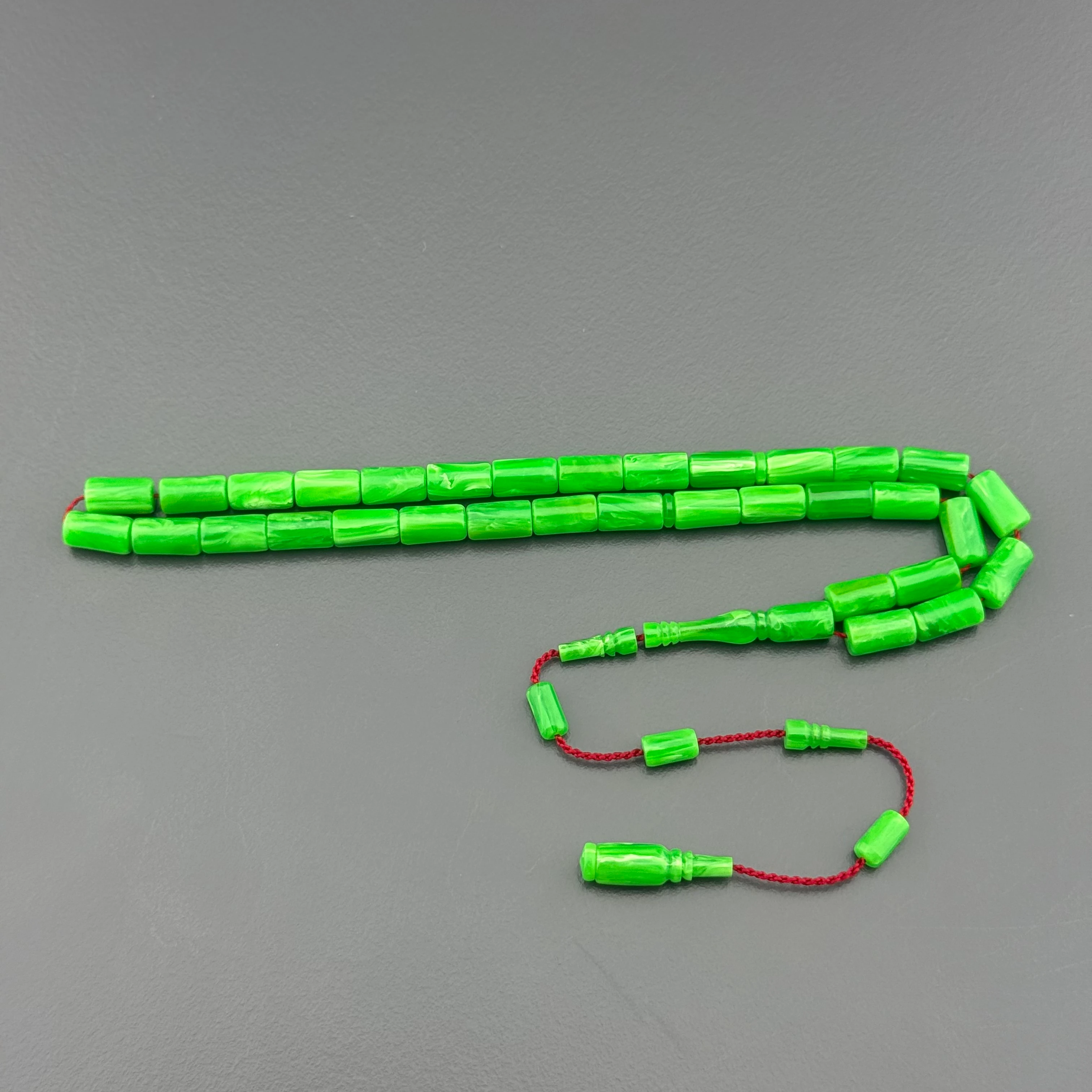 Özel Usta İşçilikli Bilek Boy Yeşil Kesme Kesim Sistemli Eski Alman Istaka Obje Tesbih