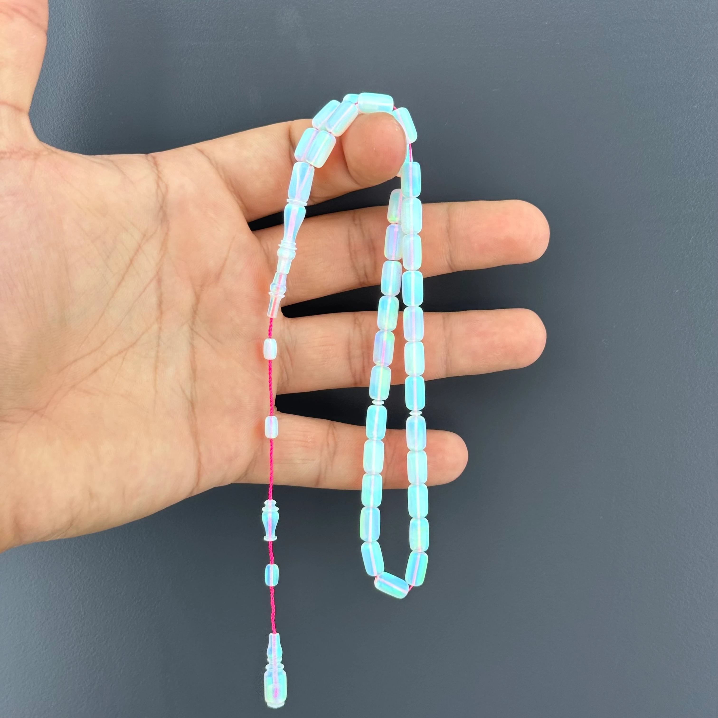 Usta İşçilikli Beyaz Kapsül Kesim Doğal Dokulu Opal Tesbih