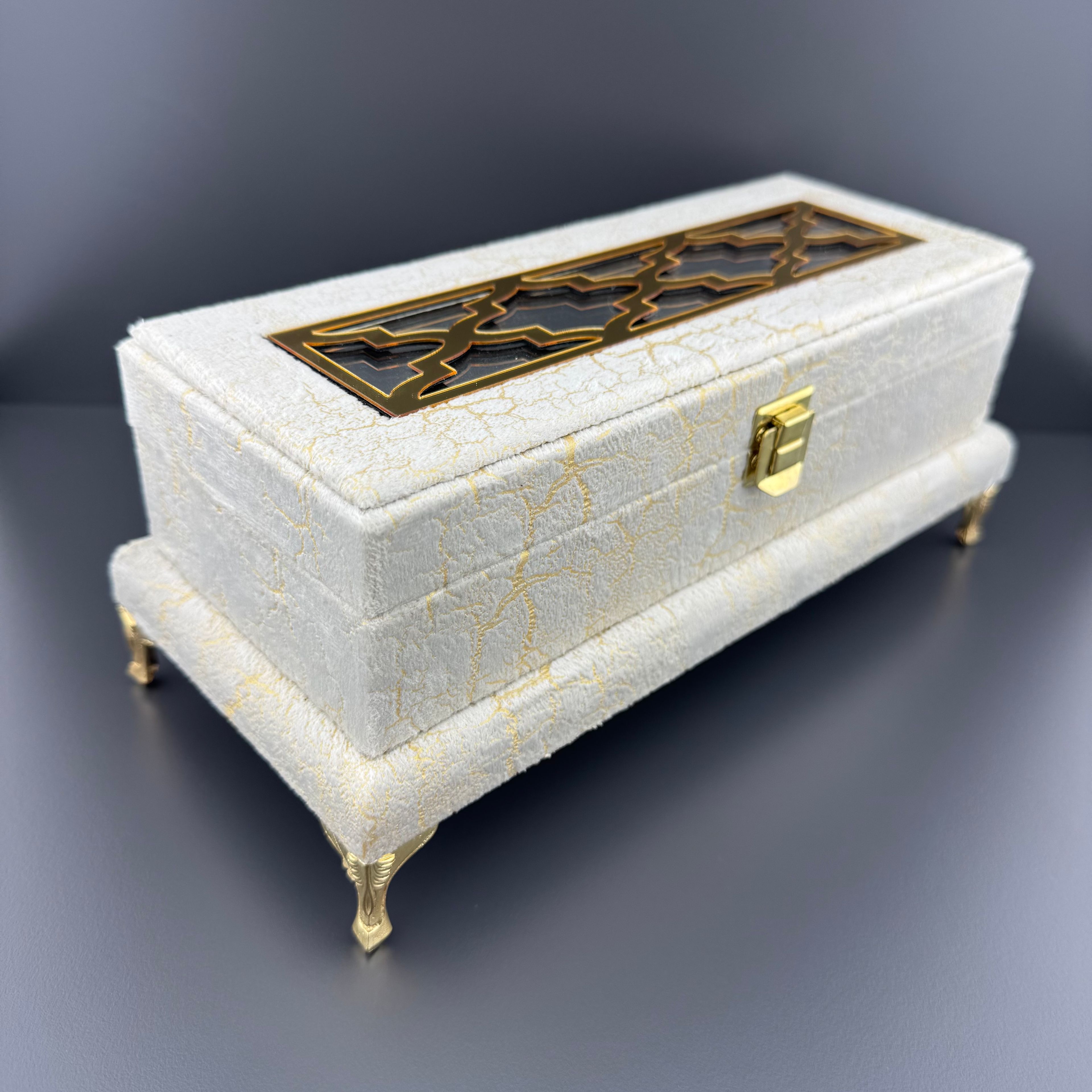 Gold Damar Desenli Üzeri Aynalı Ayaklı Beyaz Kadife Tespih Kutusu