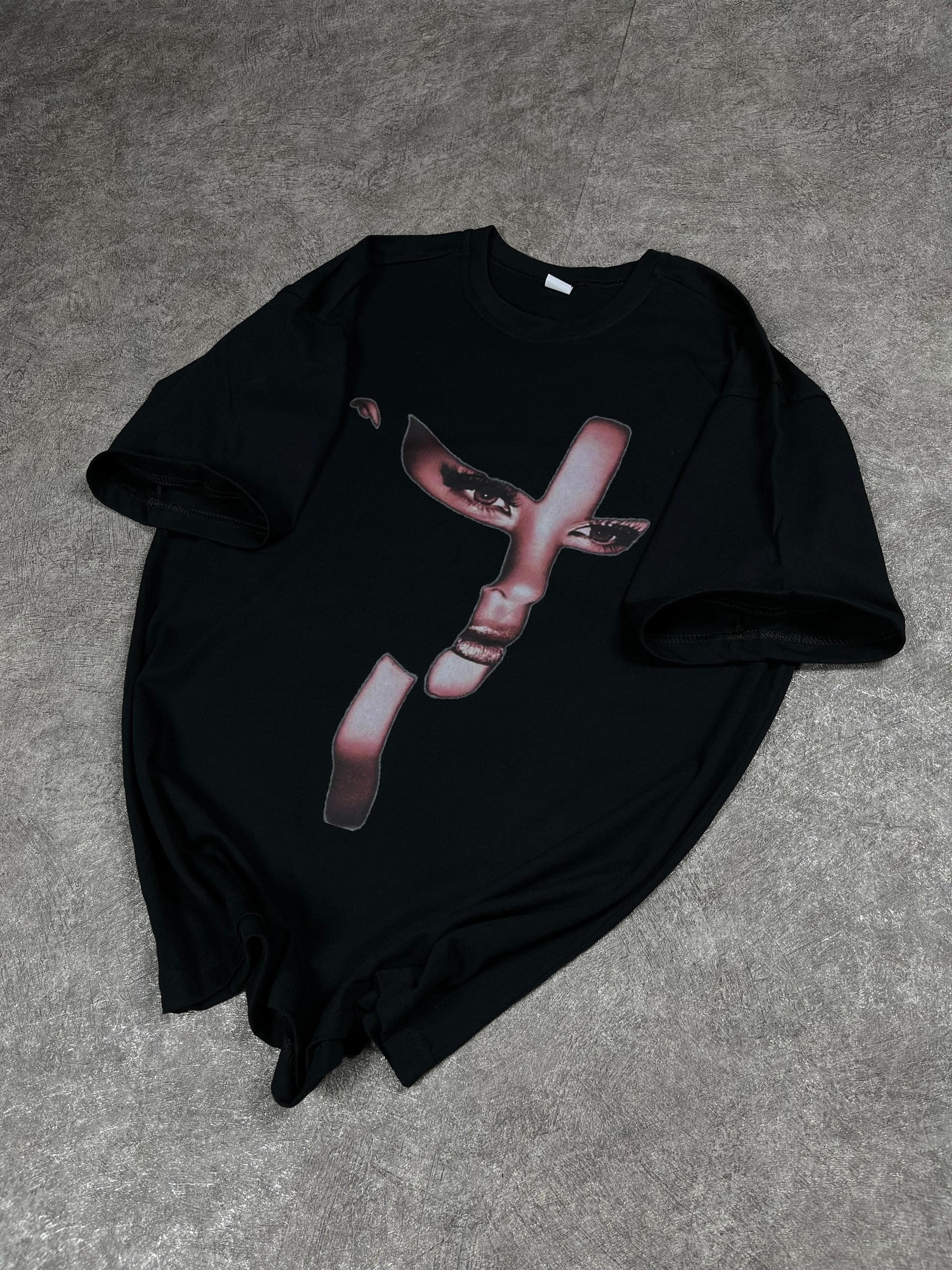 Face Baskılı Oversize Siyah Tişört