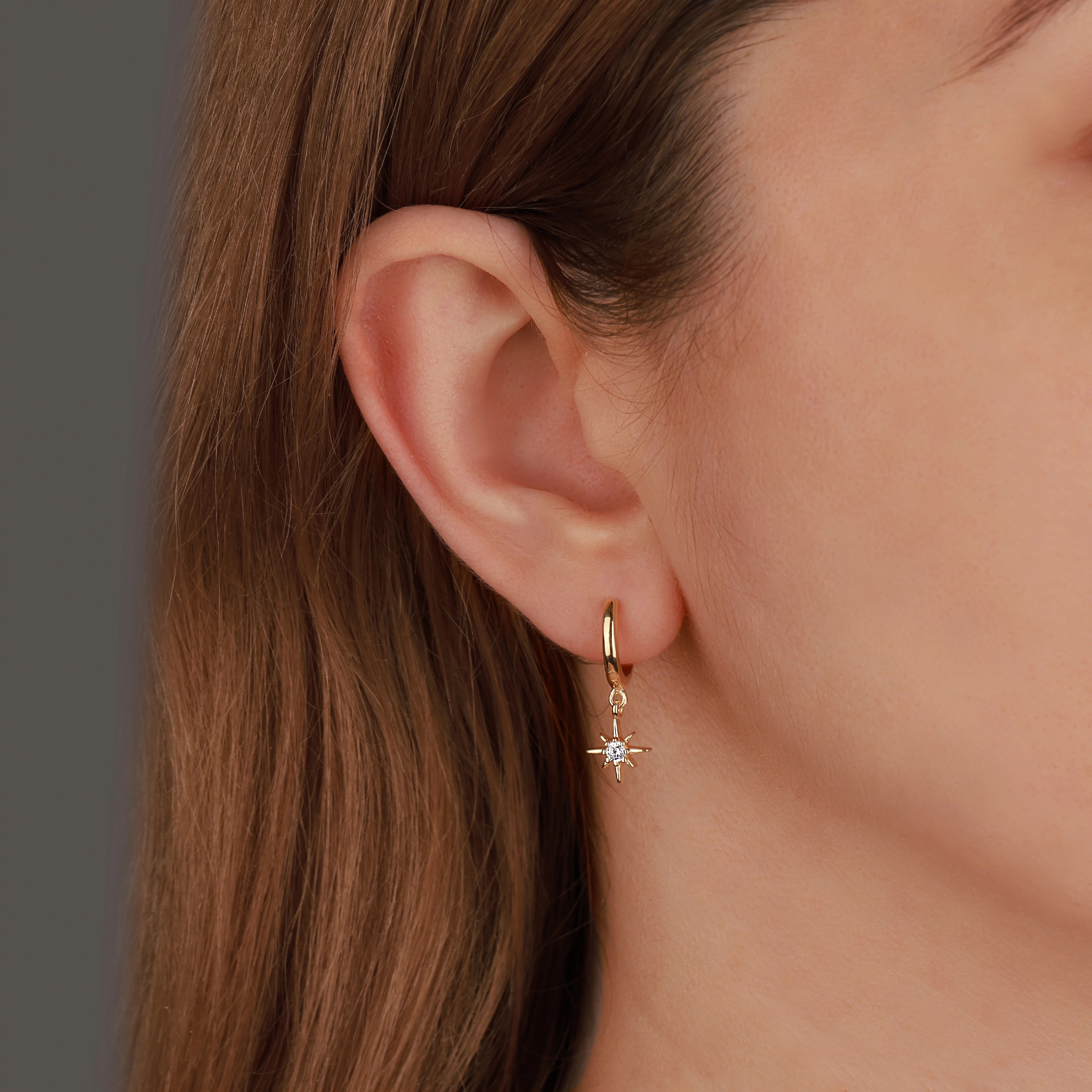 Astréa North Star Single Hoop Earring