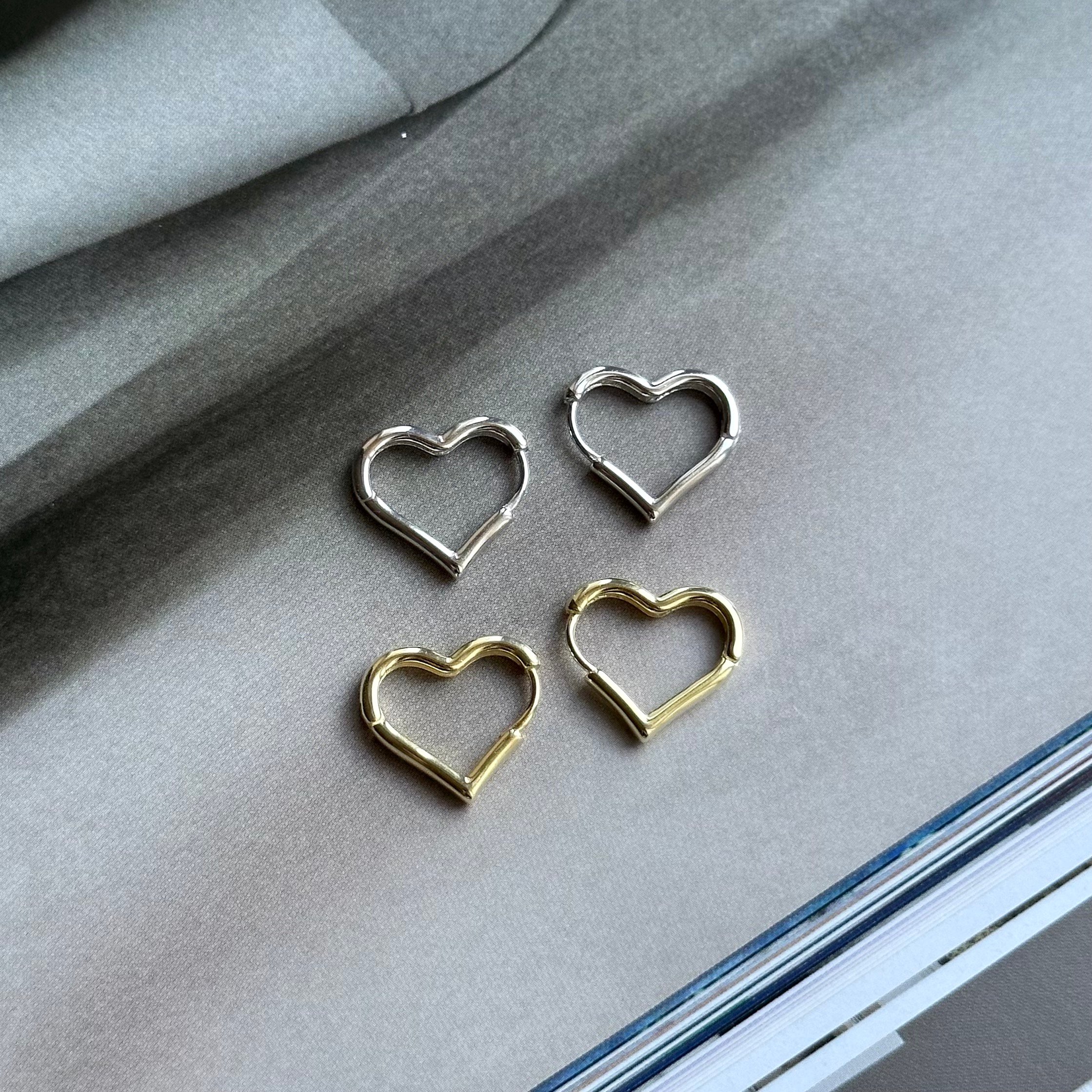 925 Silver - Minimal Heart Earrings