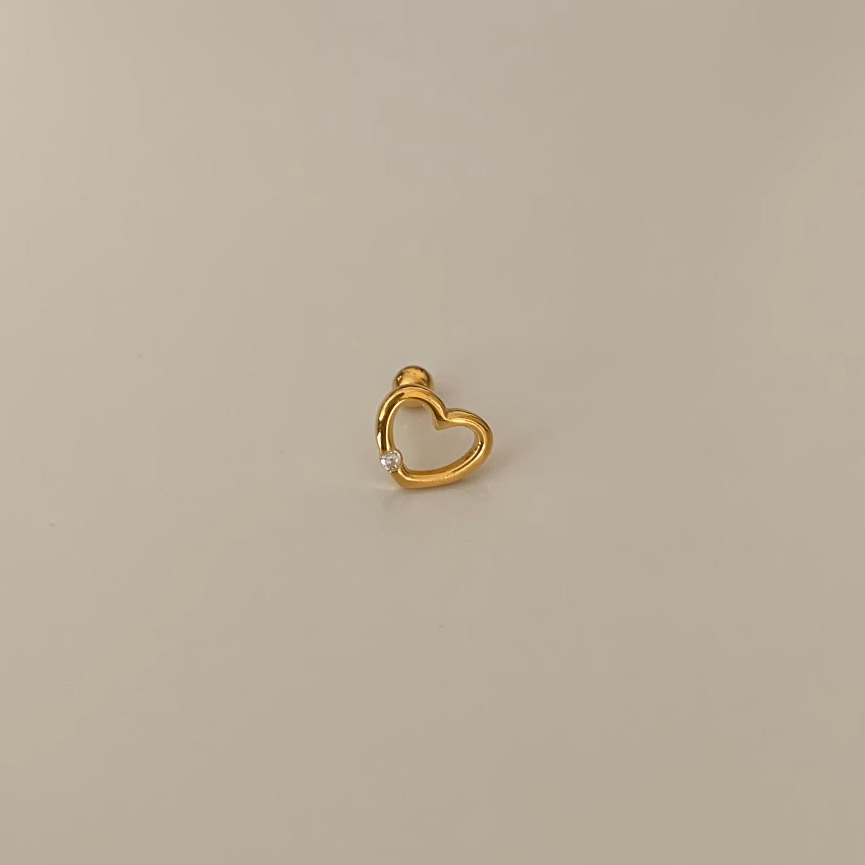  925 Sterling Silver - Gemstone Heart Piercing