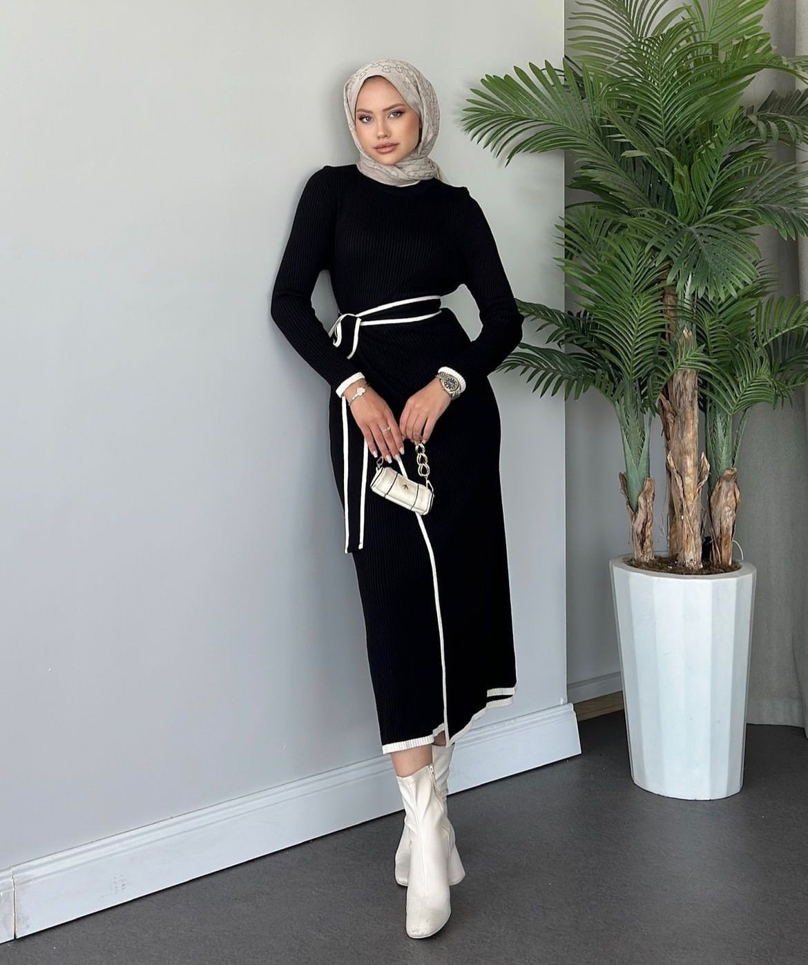 Siyah