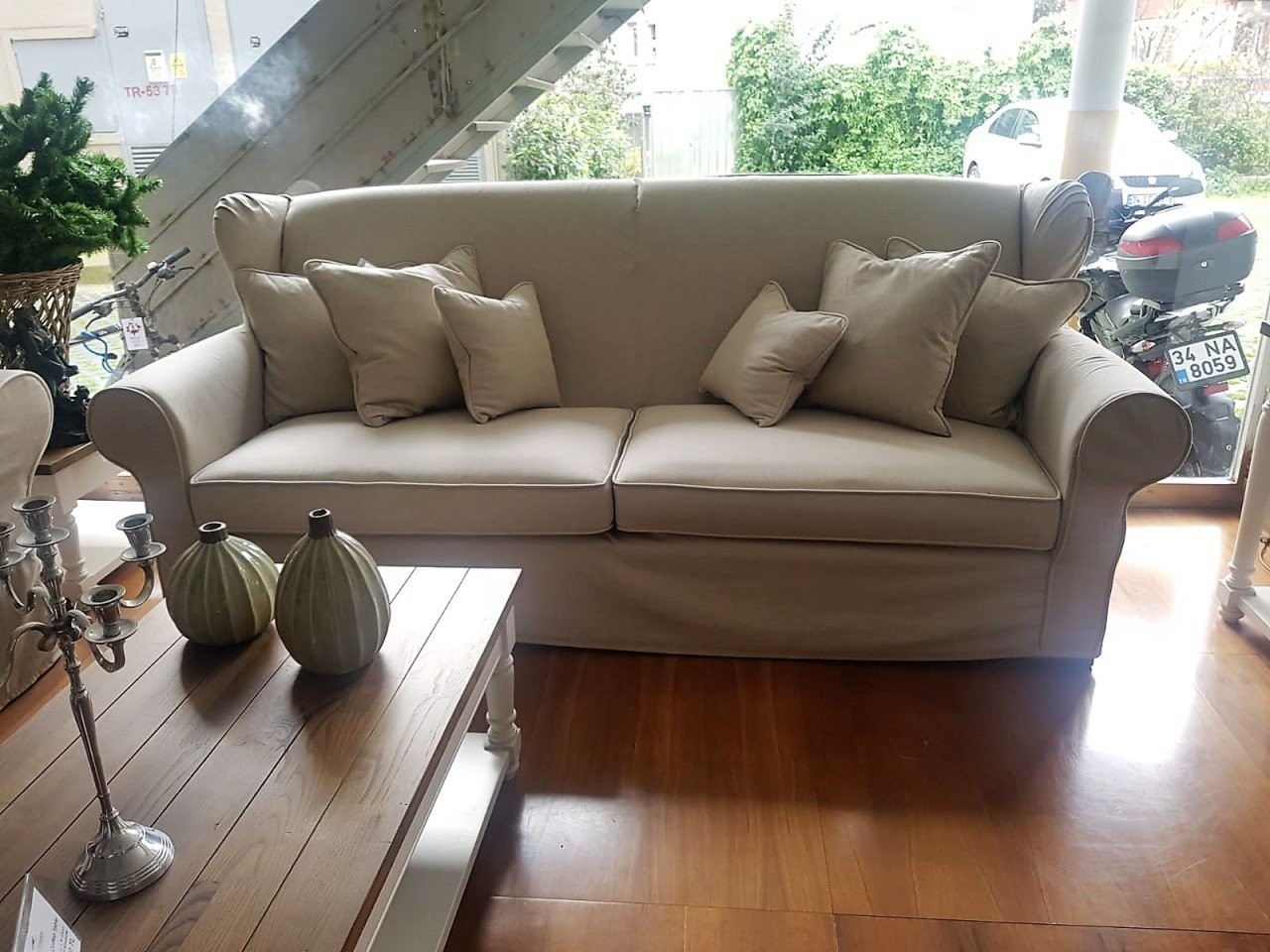 Classic Love Sofa