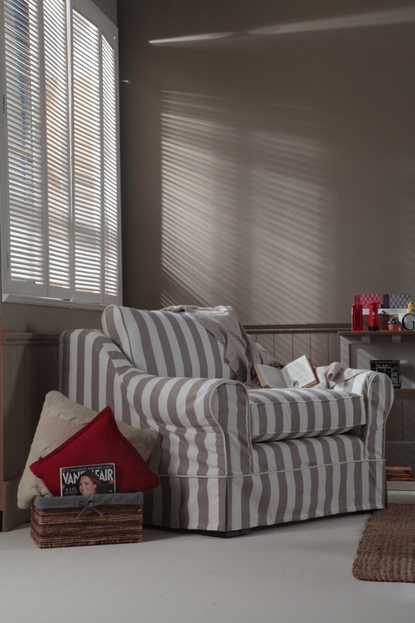 Bakersfield Loveseat
