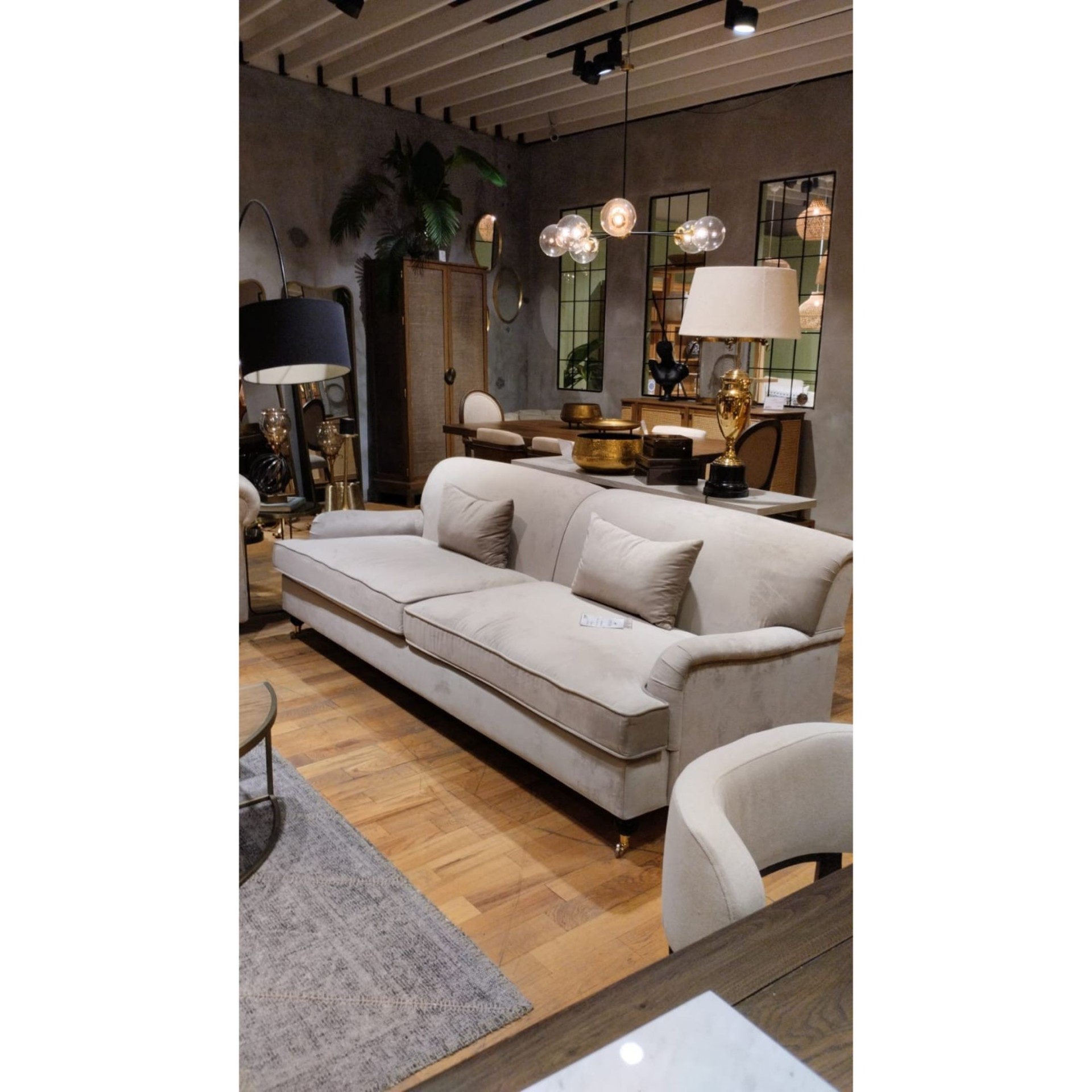 Manhattan Sofa