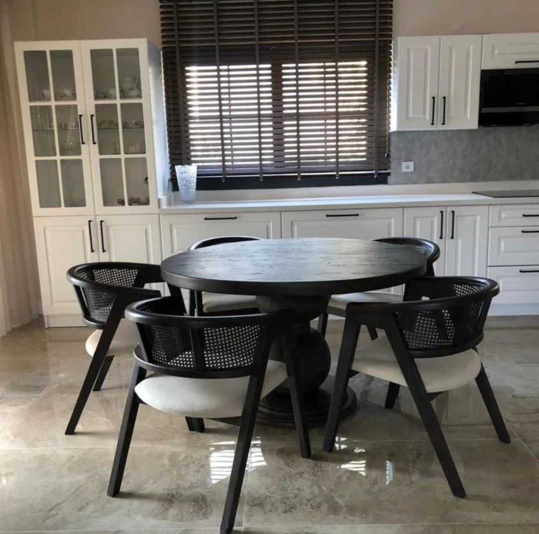 Mercure Dining Table