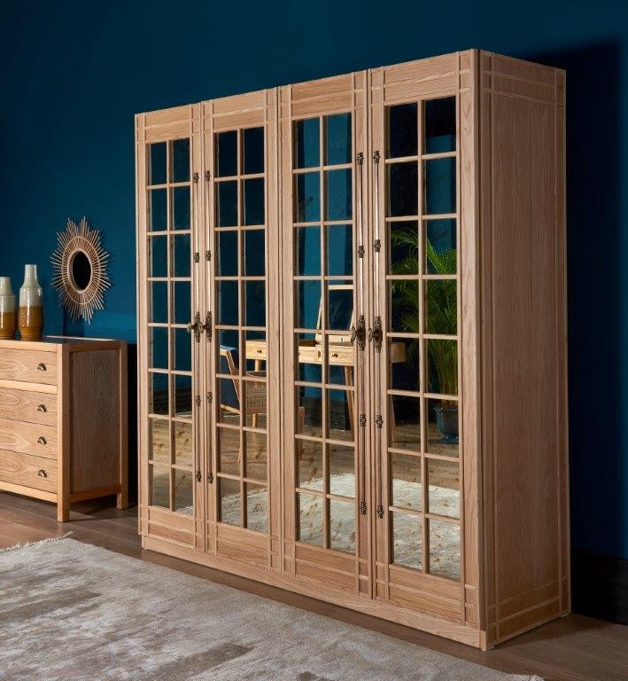 Mesa Wardrobe