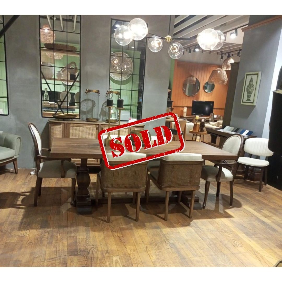 Glendale Dining Table