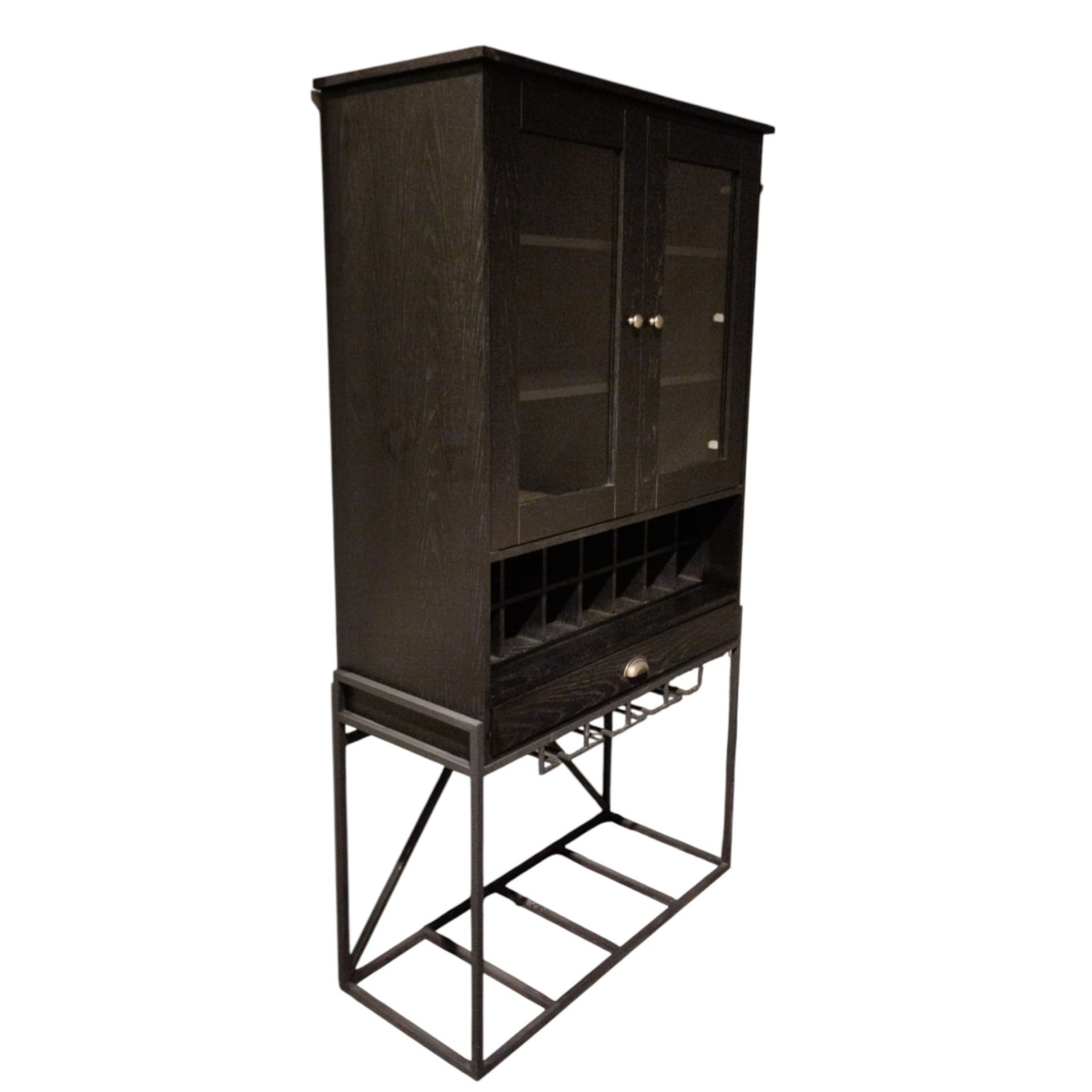 Vinhus Cupboard