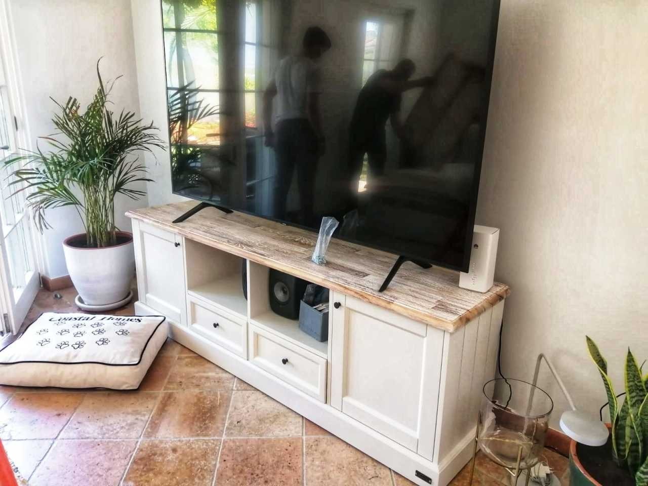 San Francisco TV Unit
