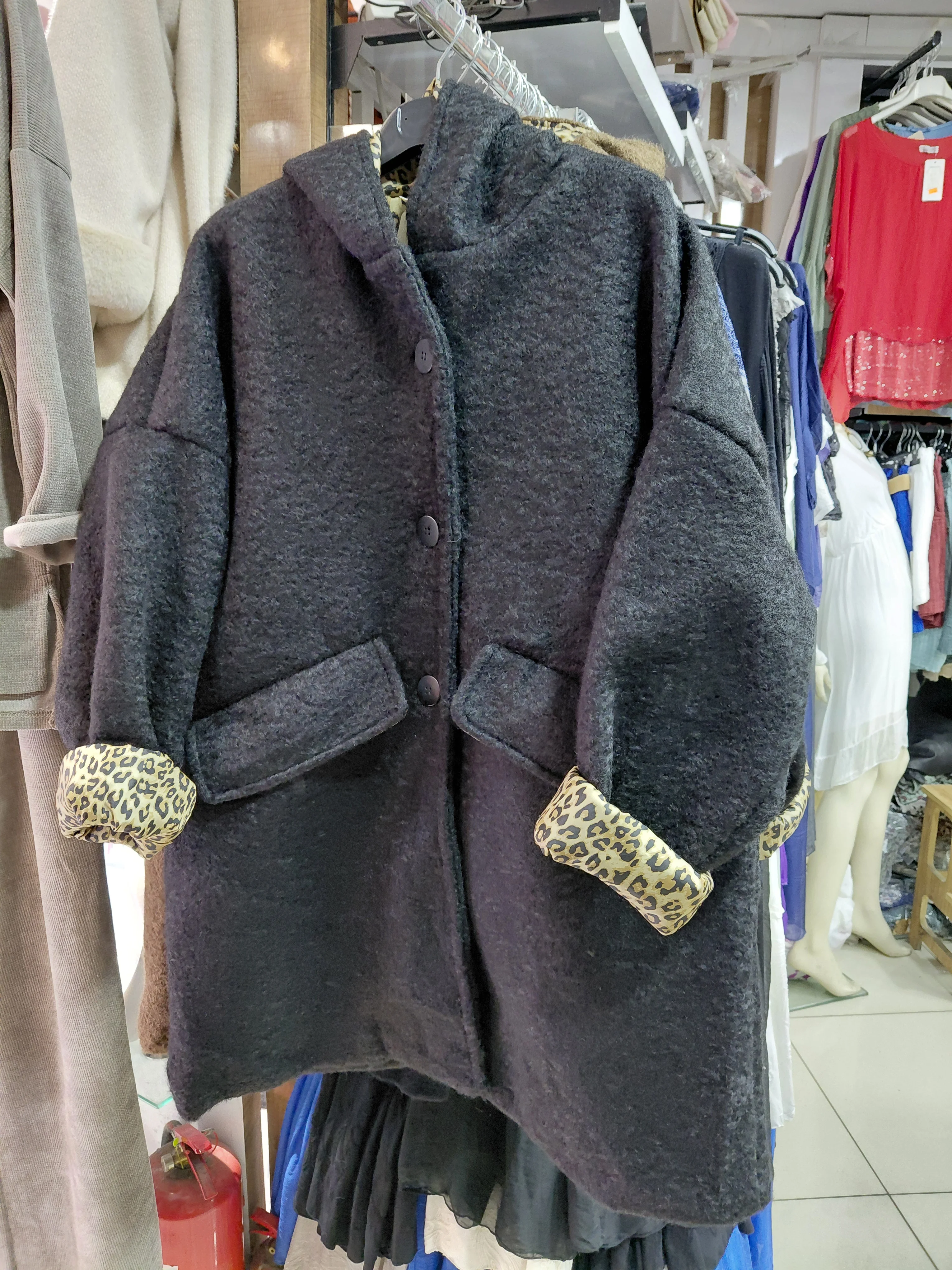 Keçe İçi Leoparlı Kaban