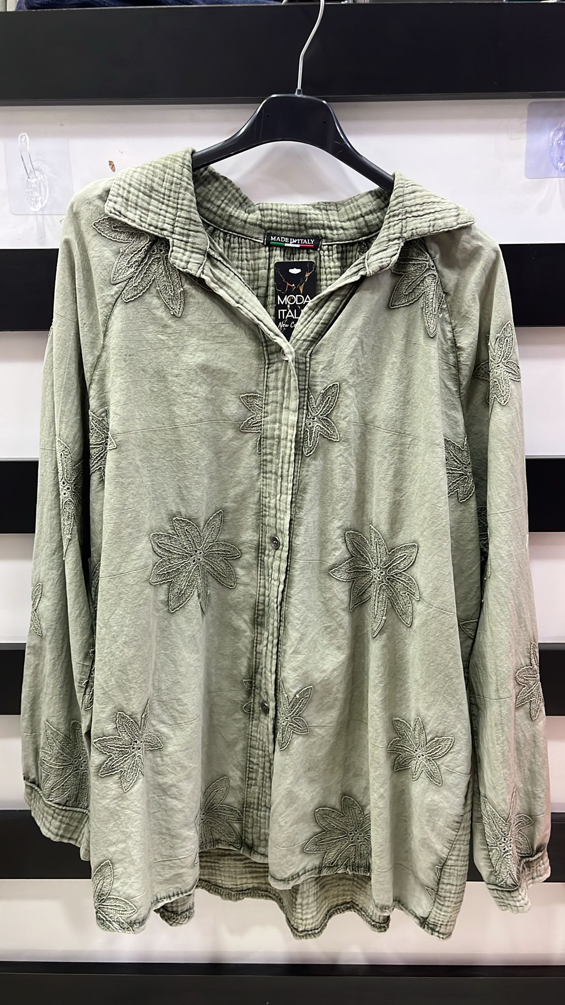 İtalyan Nakış Detay Gömlek