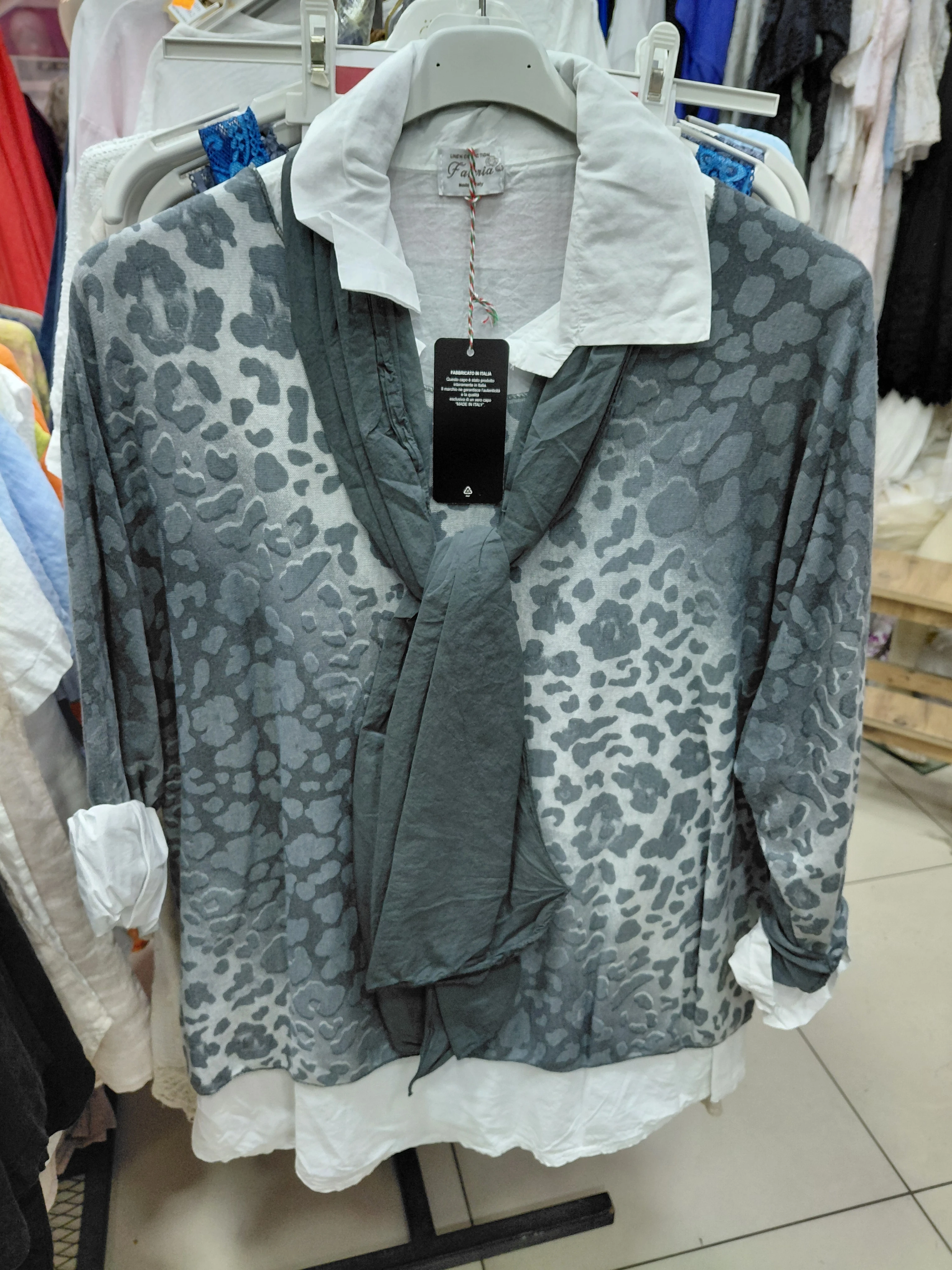 Fularlı Leopar Desenli İki Parça Bluz