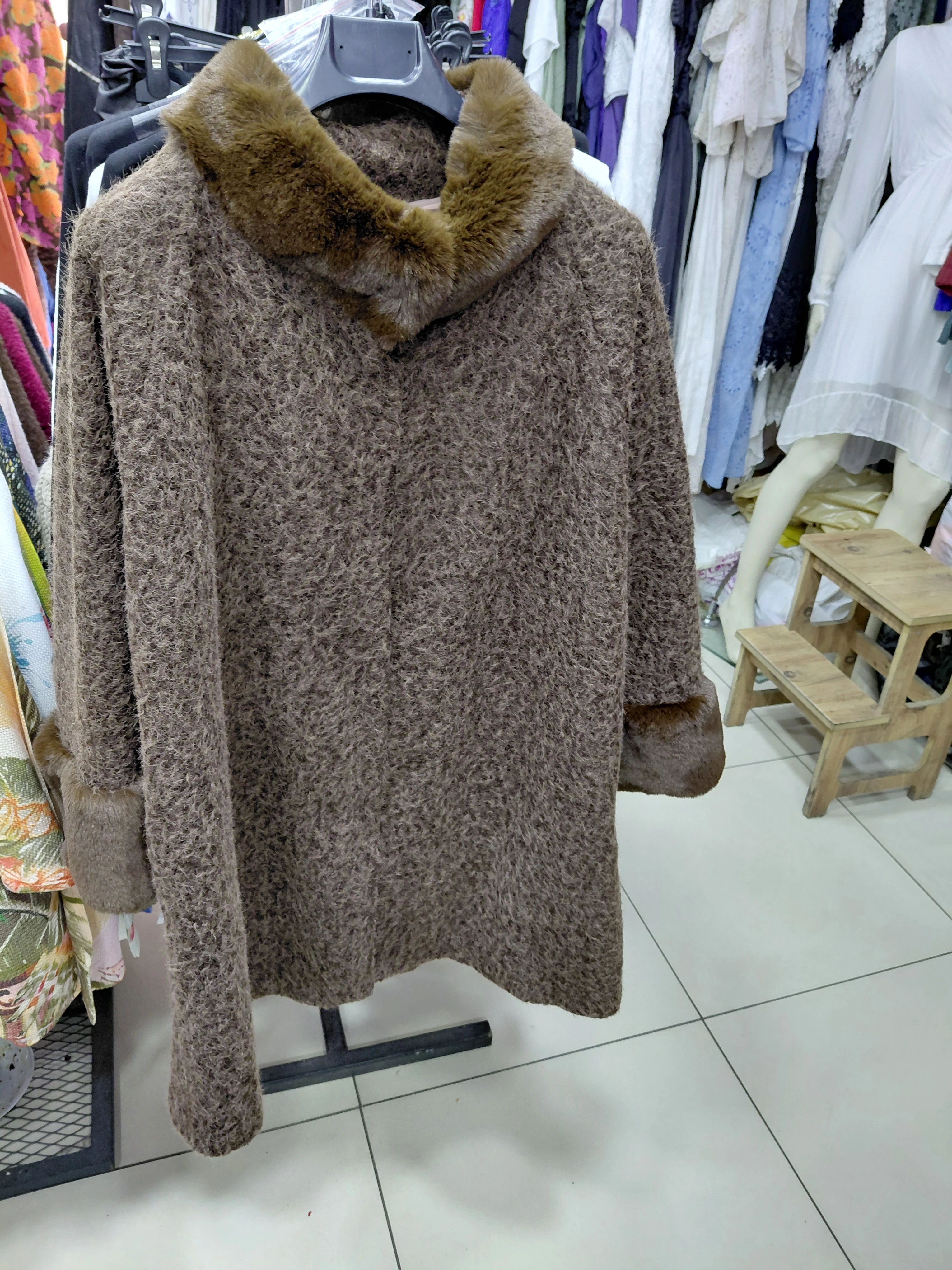 Kürklü Keçe Midi Boy Kaban