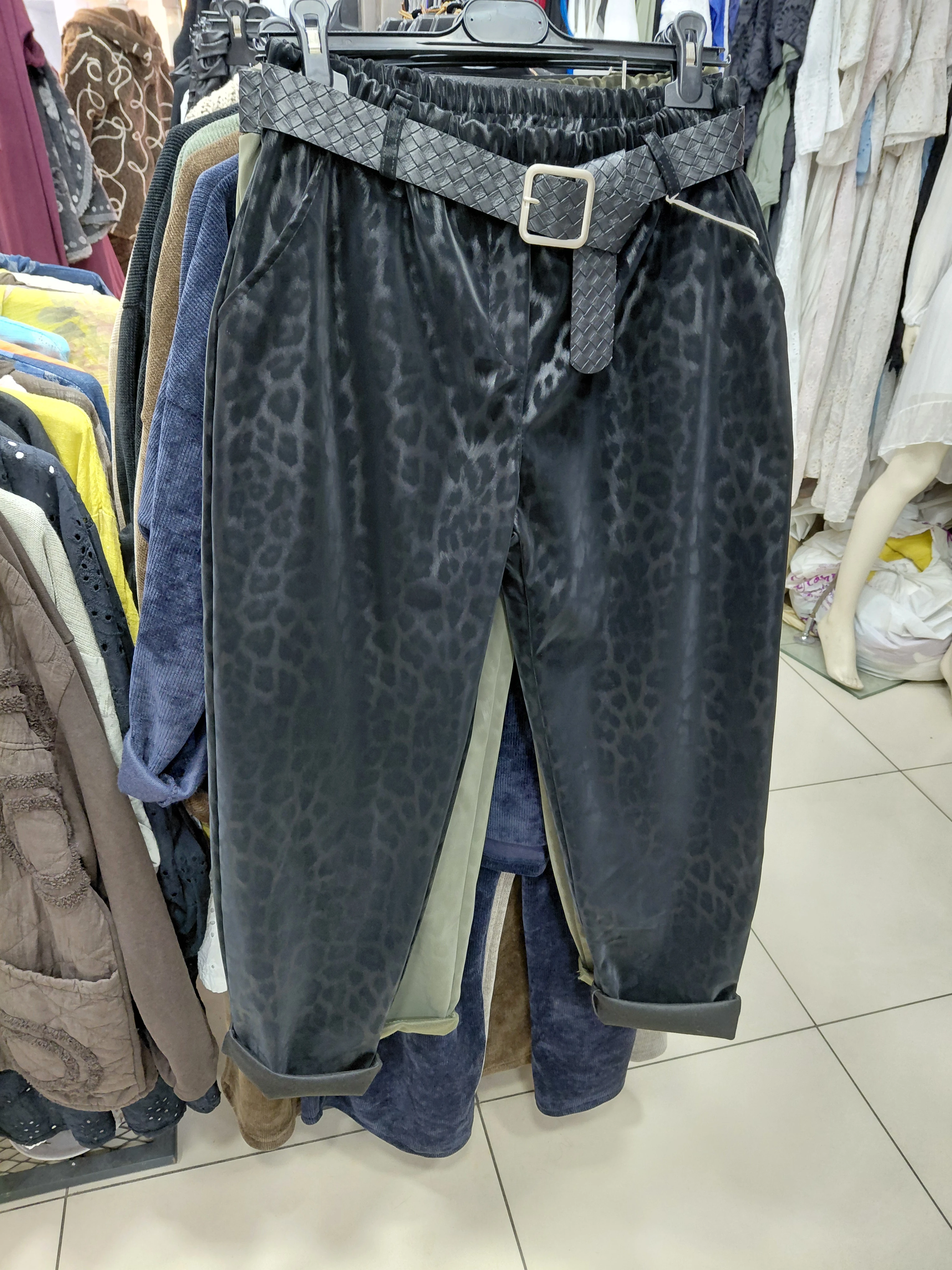 Leopar Desen Süet Görünümlü Pantolon