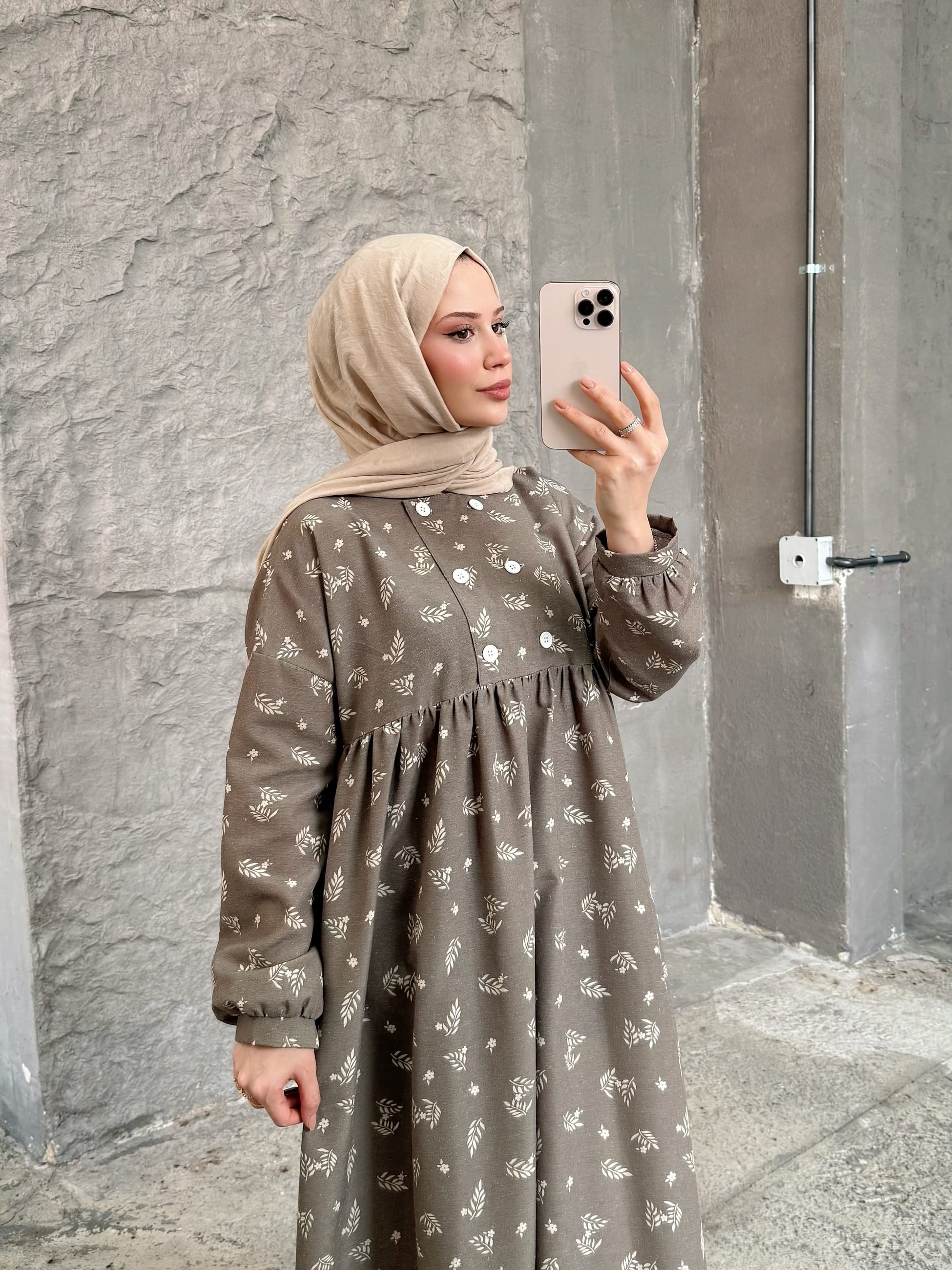 0082 Çiçekli Elbise