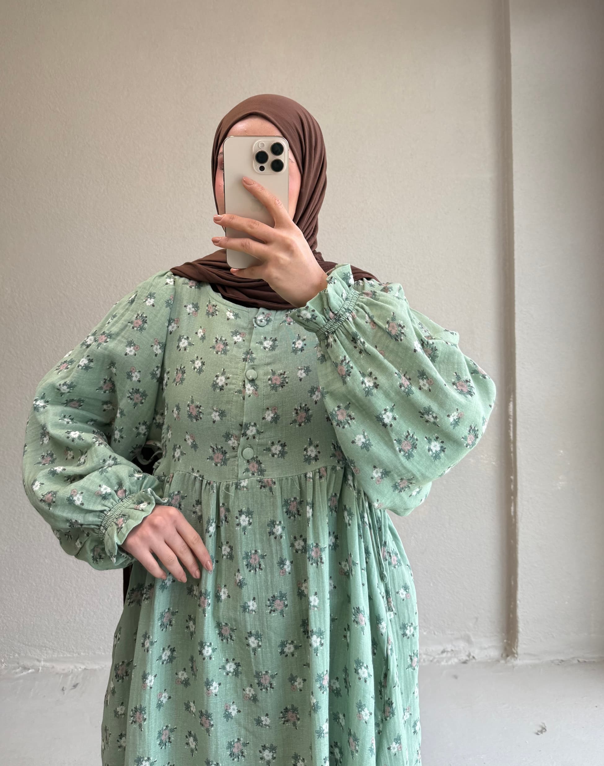 0091 Çiçek müslin elbise