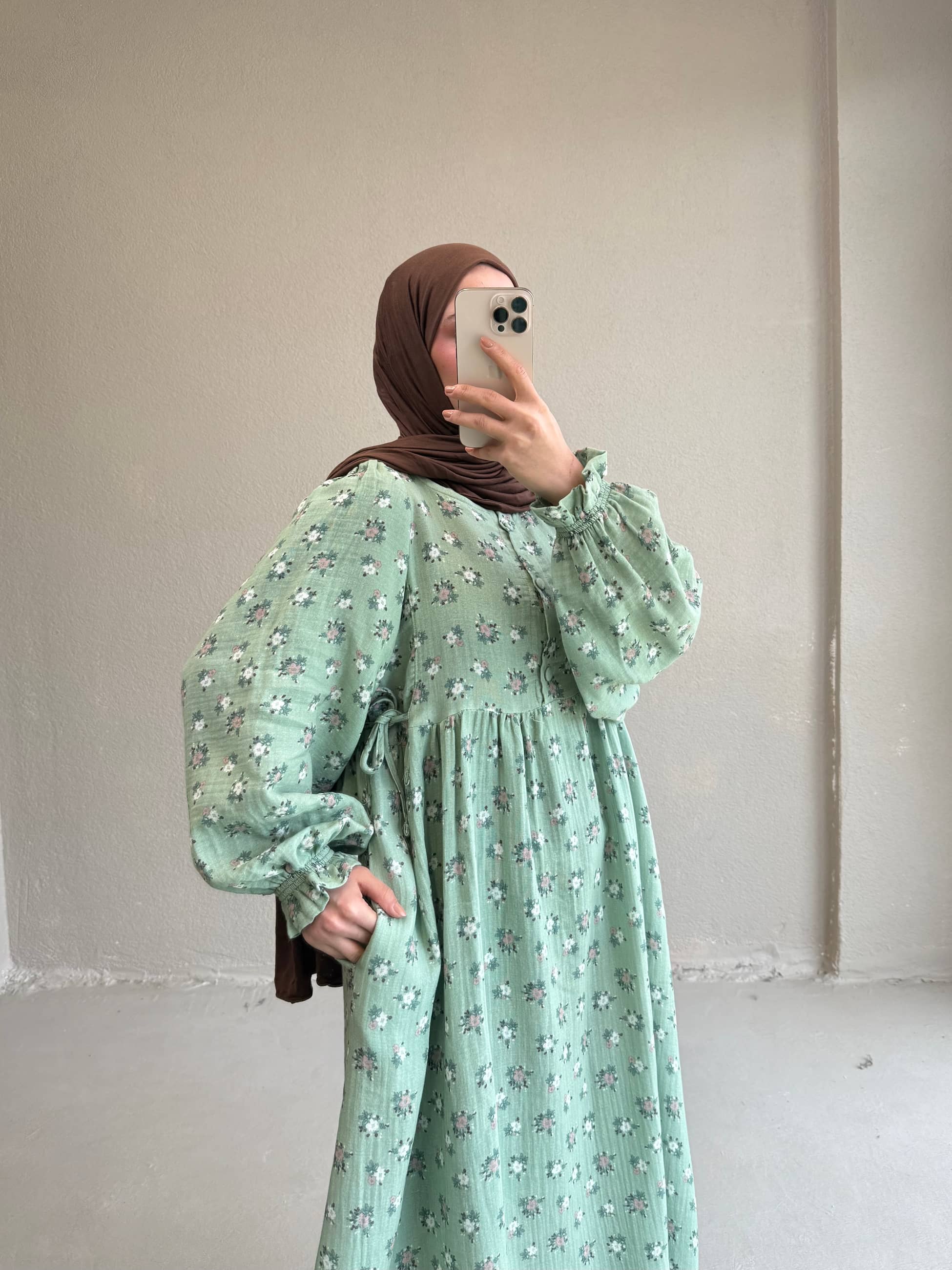 0091 Çiçek müslin elbise