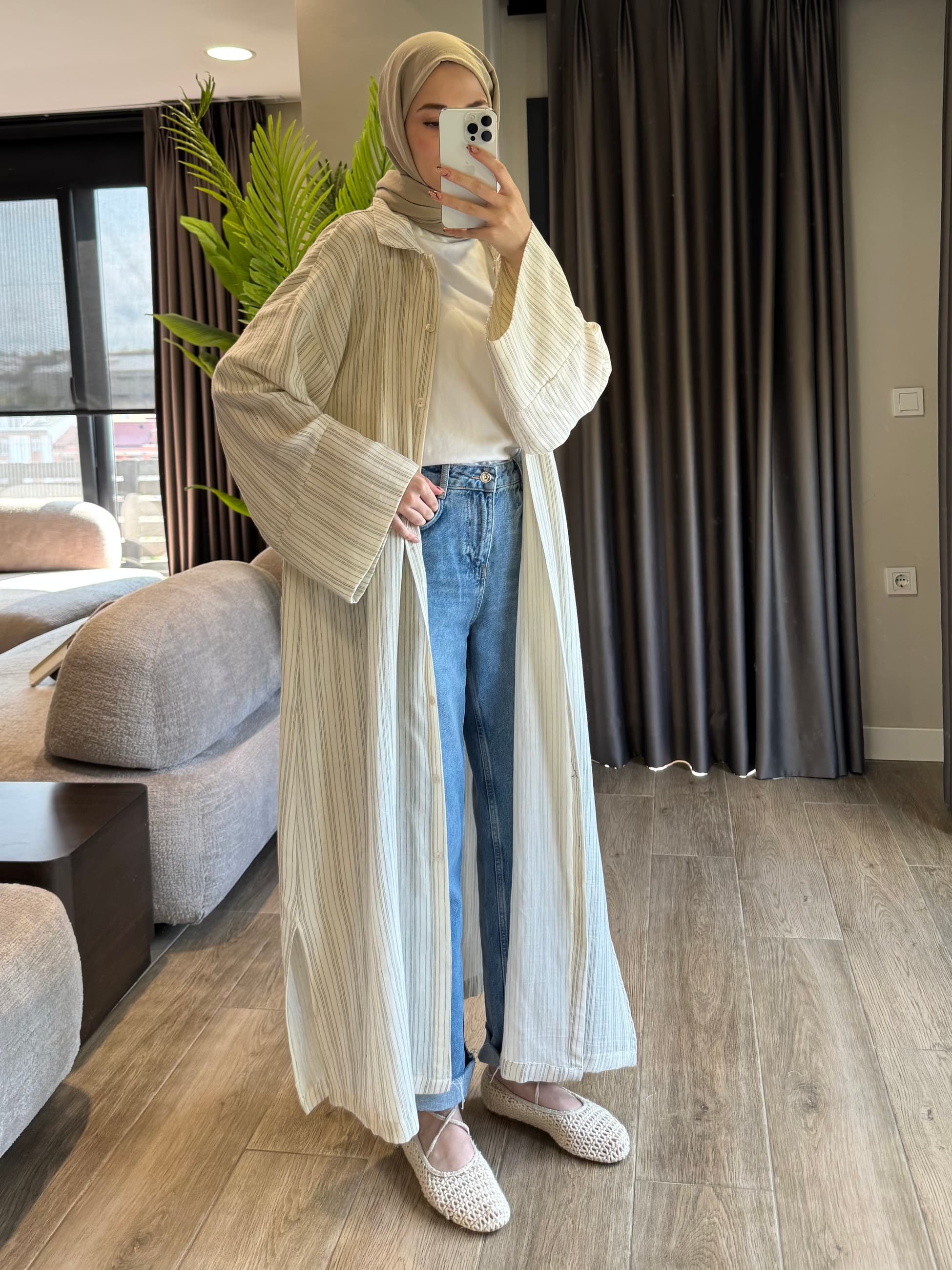 0016 Çizgili giyçık