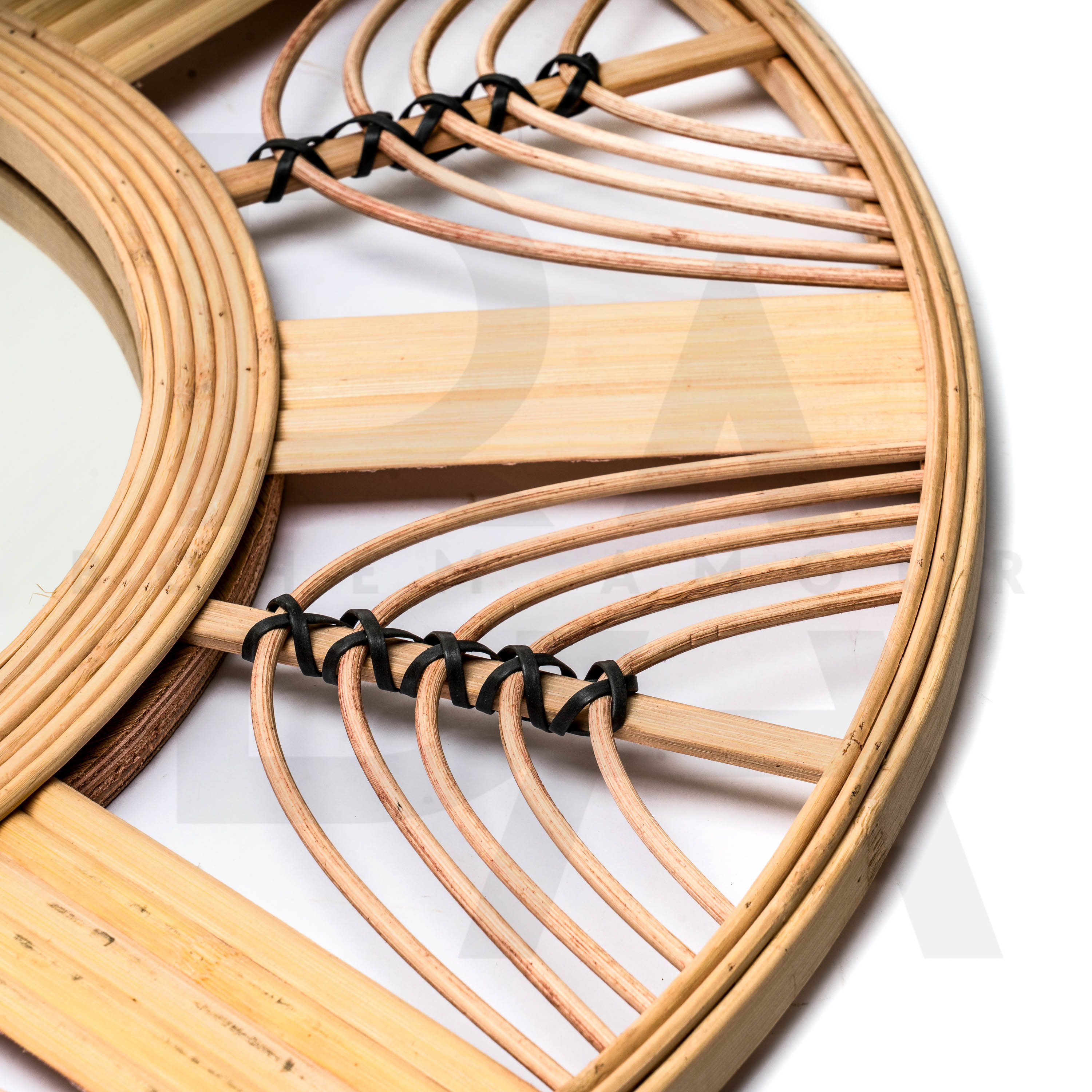 Yuvarlak Kavisli Halkalar Bambu Ayna