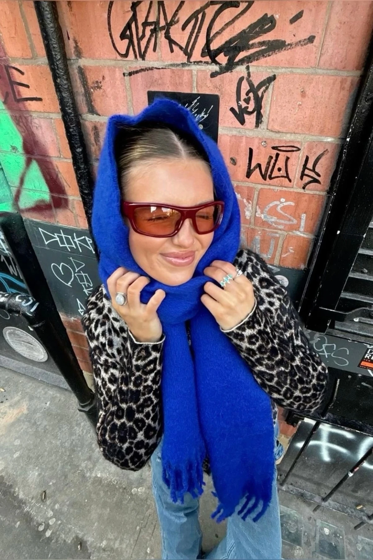 Alessa Atkı Yumuşak Dokulu Omuz Şalı - lacivert