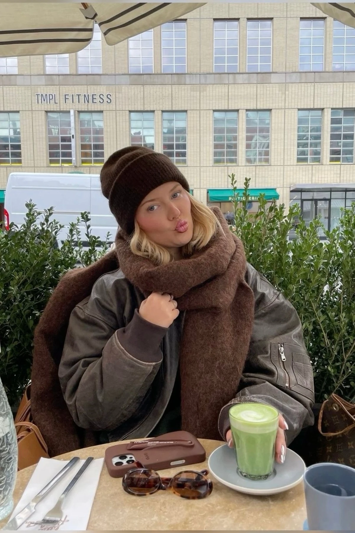 Alessa Atkı Yumuşak Dokulu Omuz Şalı - kahverengi