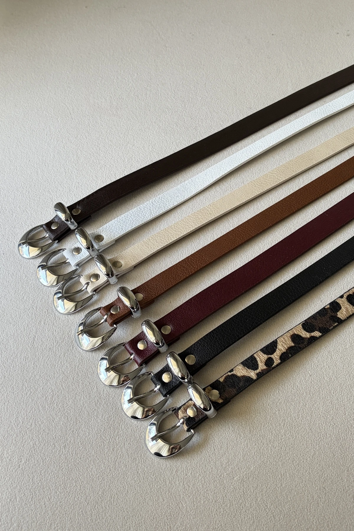 Aniela Gümüş Tokalı Kadın Kemer