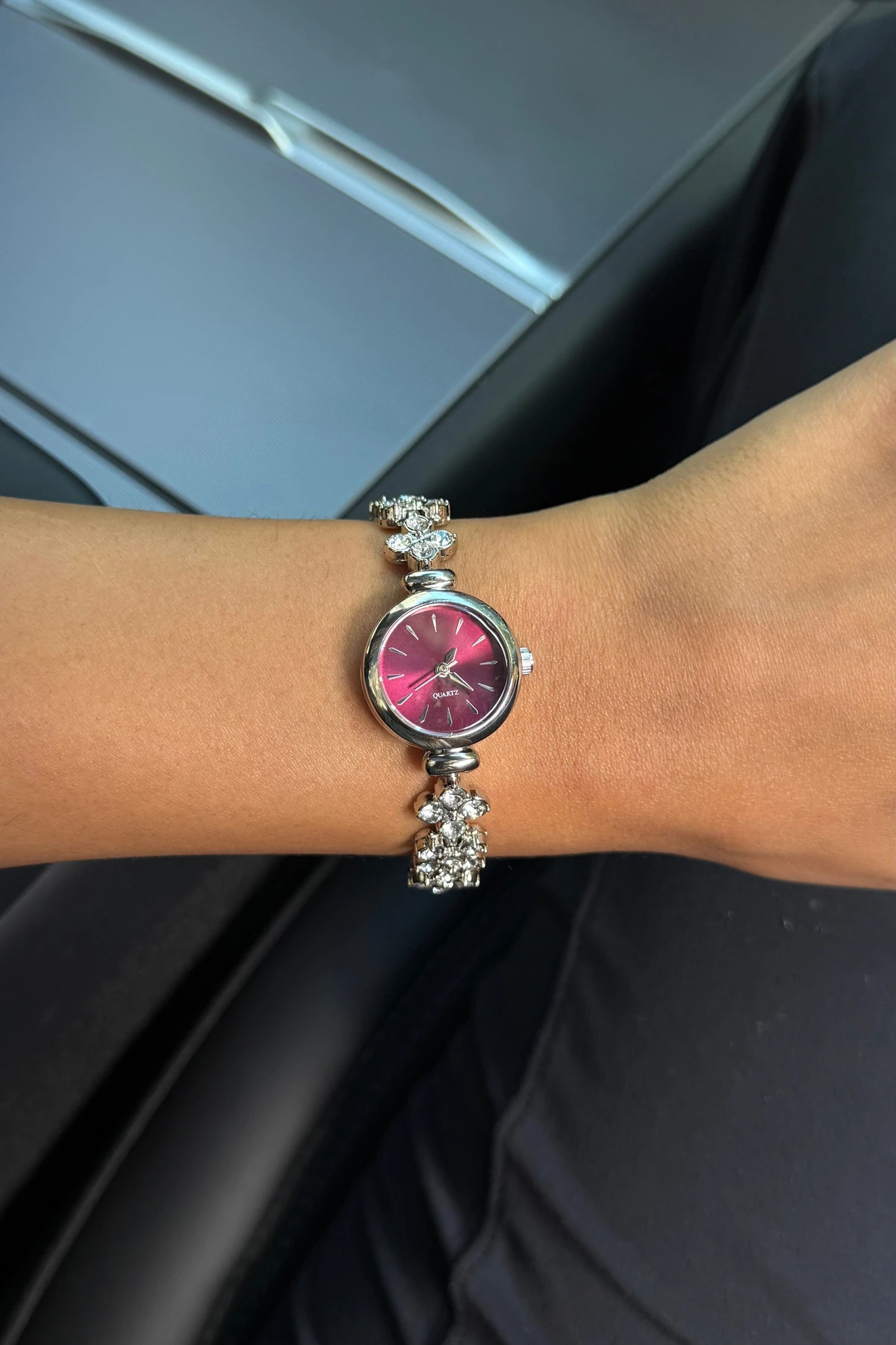 Dovinnia Kadın Kol Saati