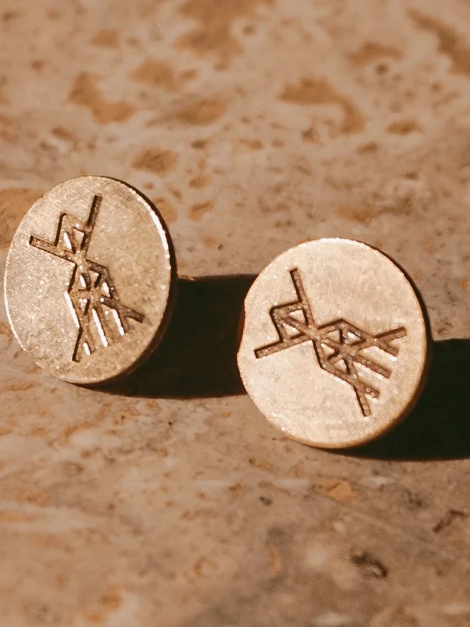 Sağlık Ve Canlılık Rune Küpe